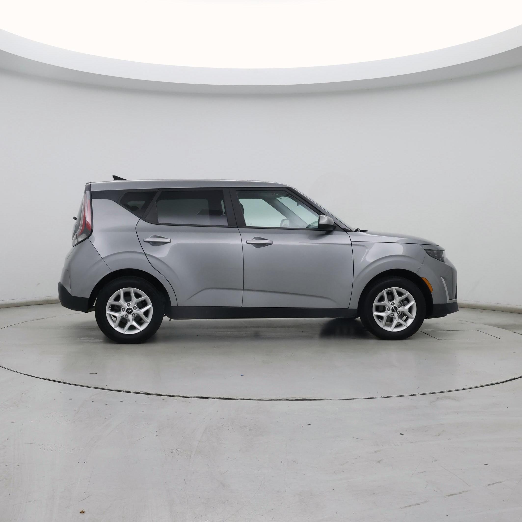 Thumbnail: 2023 Kia Soul - 7