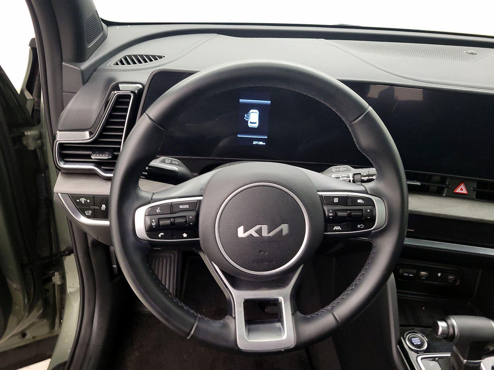 Thumbnail: 2023 Kia Sportage - 10