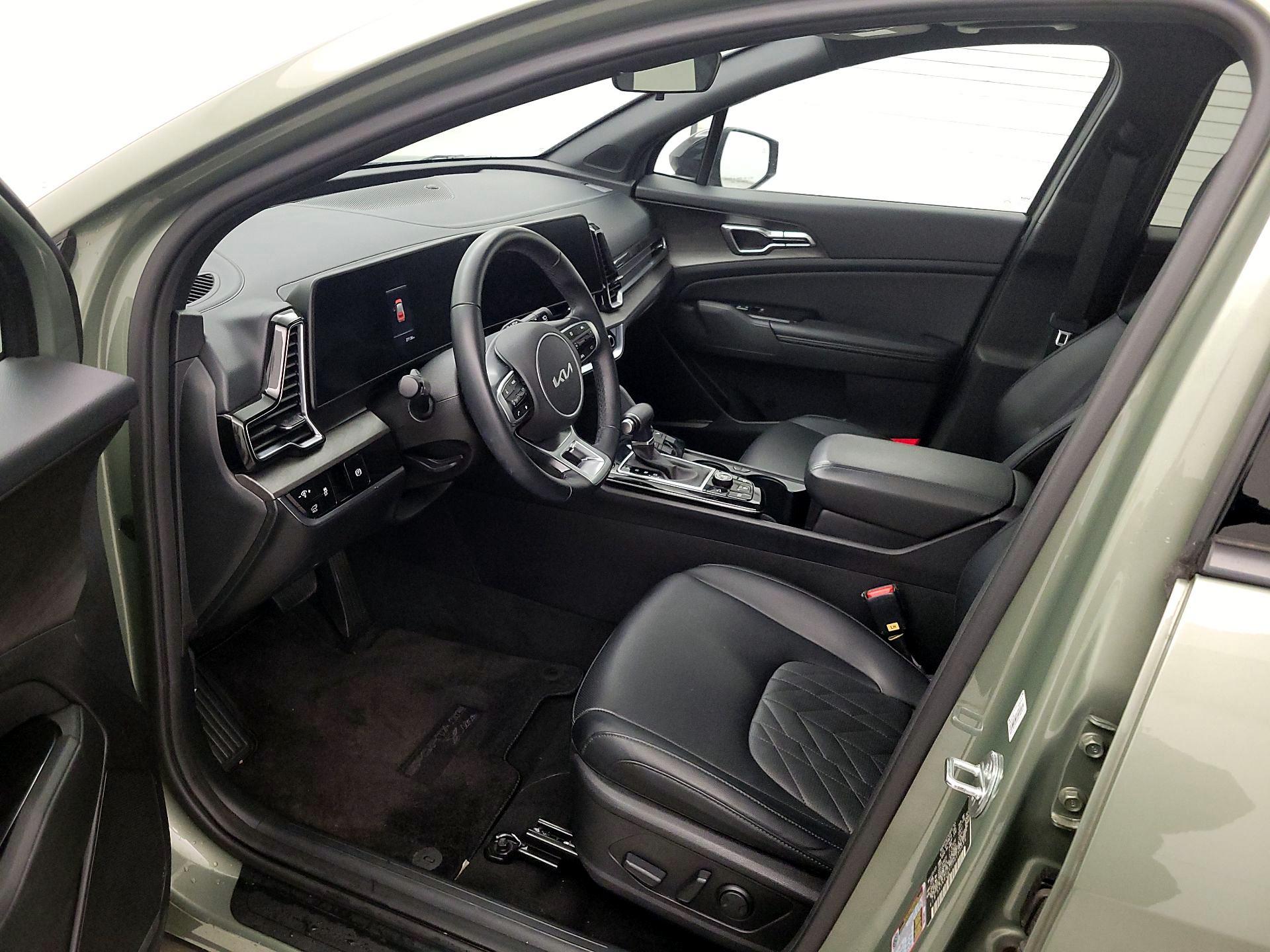 Thumbnail: 2023 Kia Sportage - 11