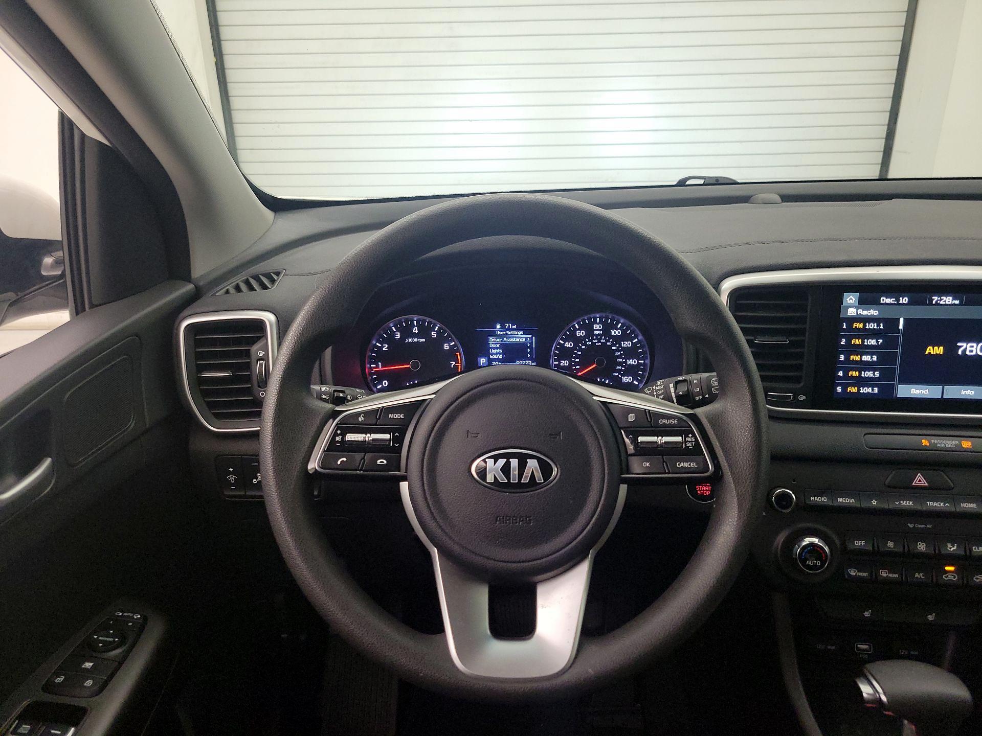 Thumbnail: 2022 Kia Sportage - 10