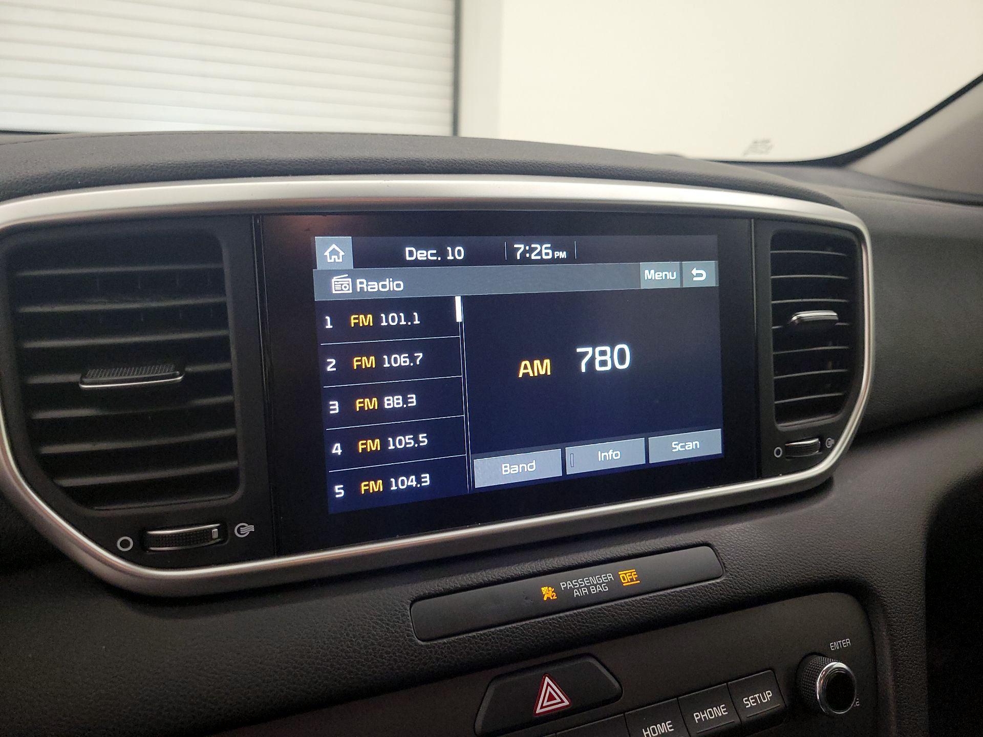 Thumbnail: 2022 Kia Sportage - 15