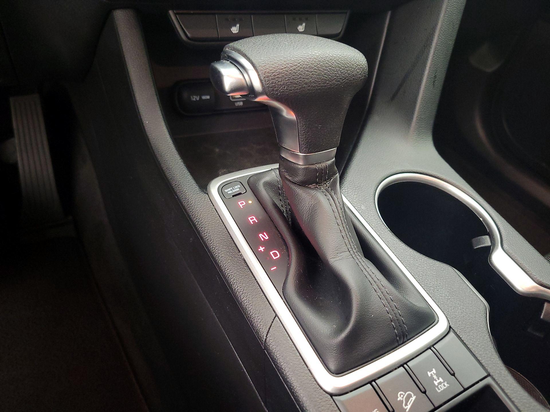 Thumbnail: 2022 Kia Sportage - 17