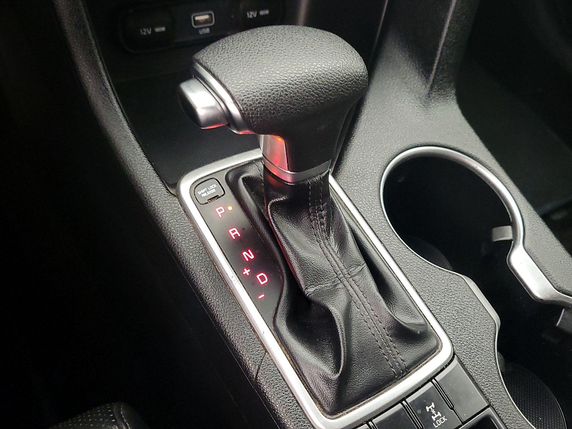 Thumbnail: 2020 Kia Sportage - 17