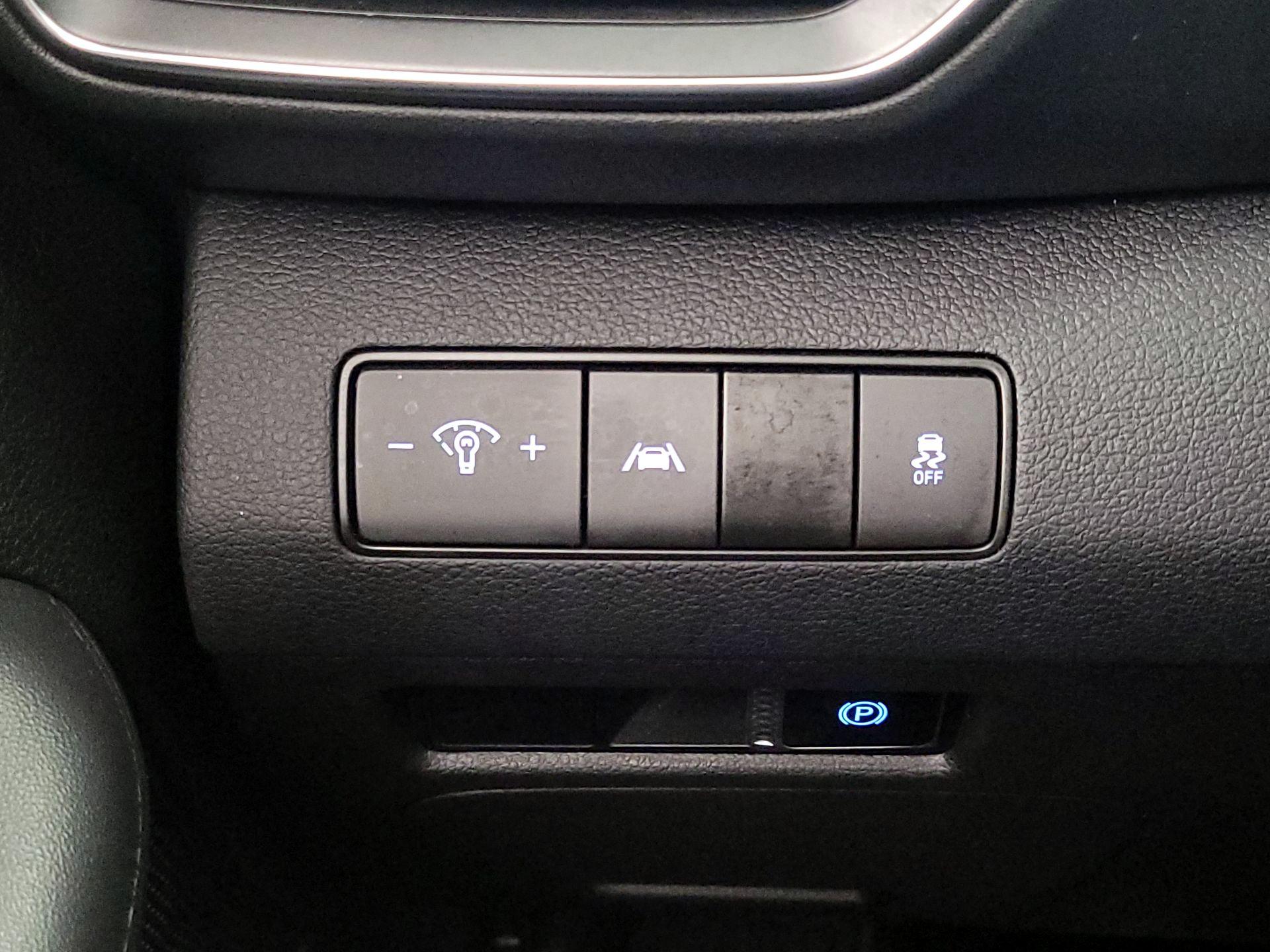 Thumbnail: 2022 Hyundai Santa Fe - 13