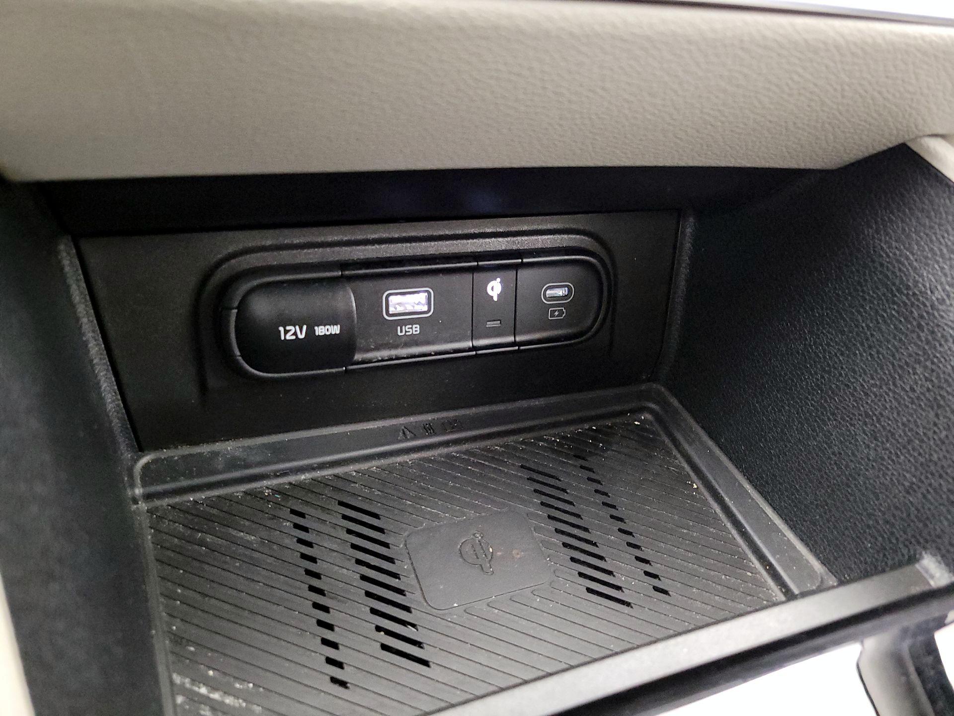 Thumbnail: 2023 Kia Sportage - 19