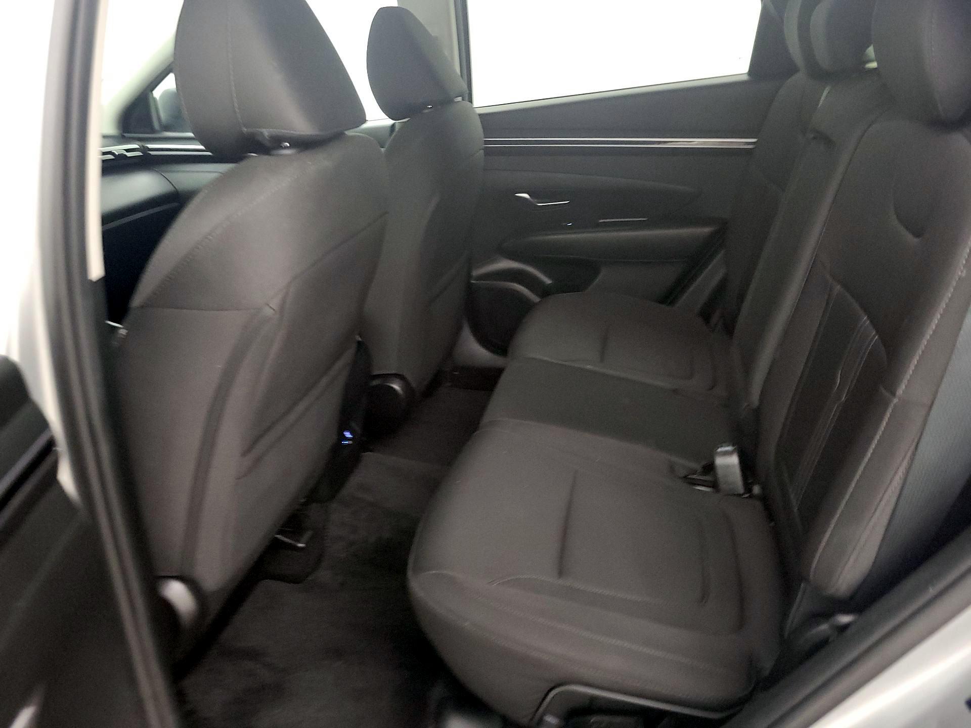 Thumbnail: 2023 Hyundai Tucson - 19