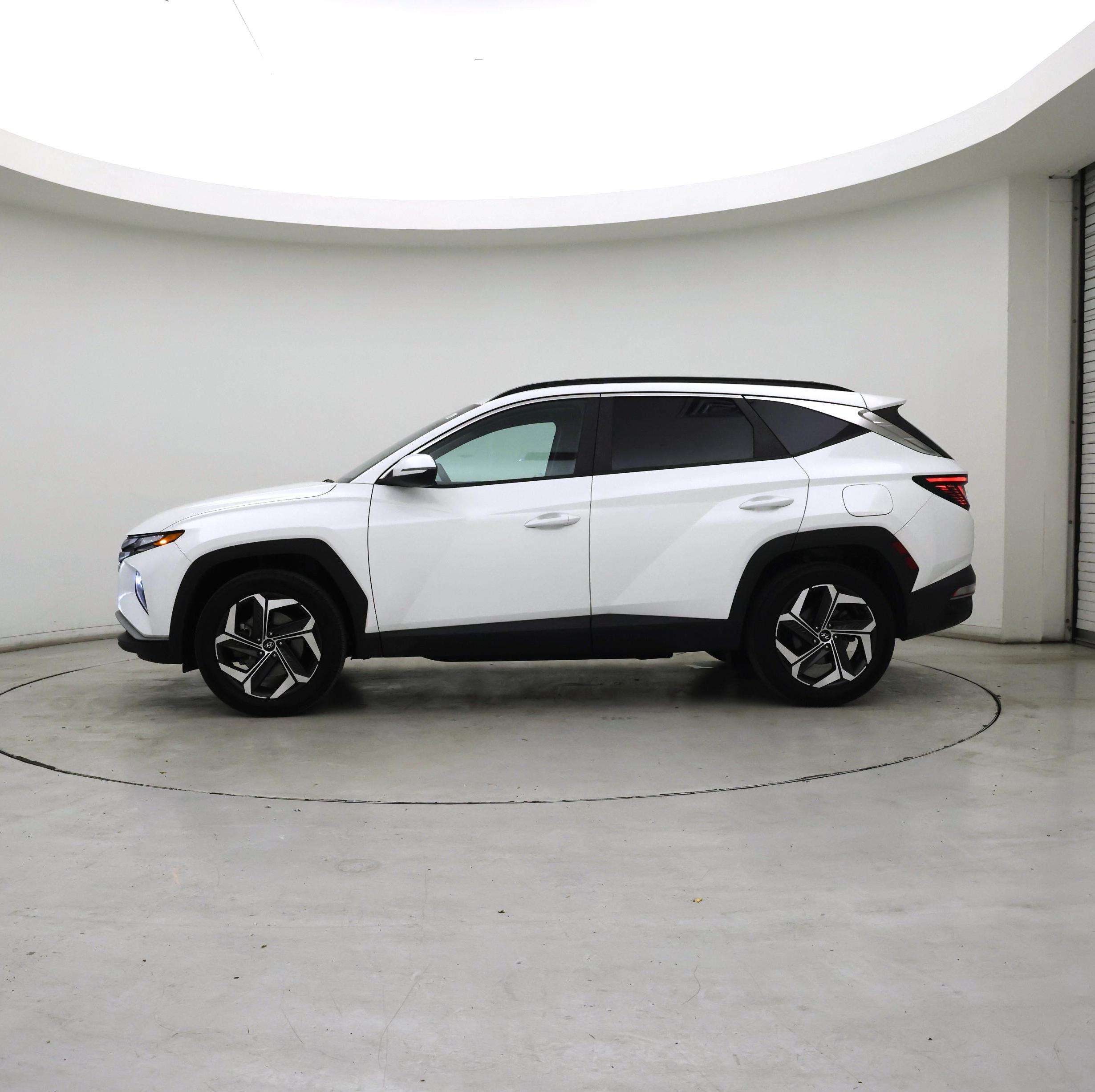 Thumbnail: 2023 Hyundai Tucson - 3