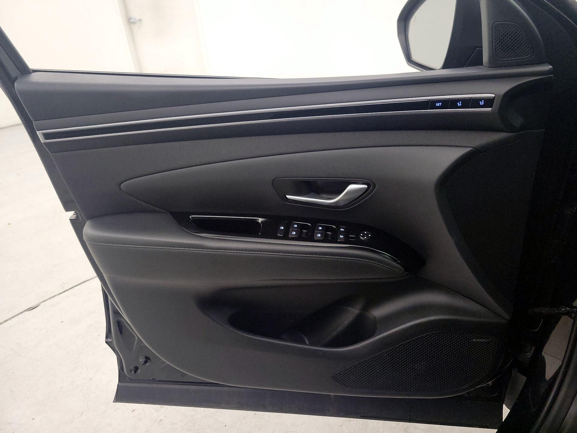 Thumbnail: 2023 Hyundai Tucson - 12