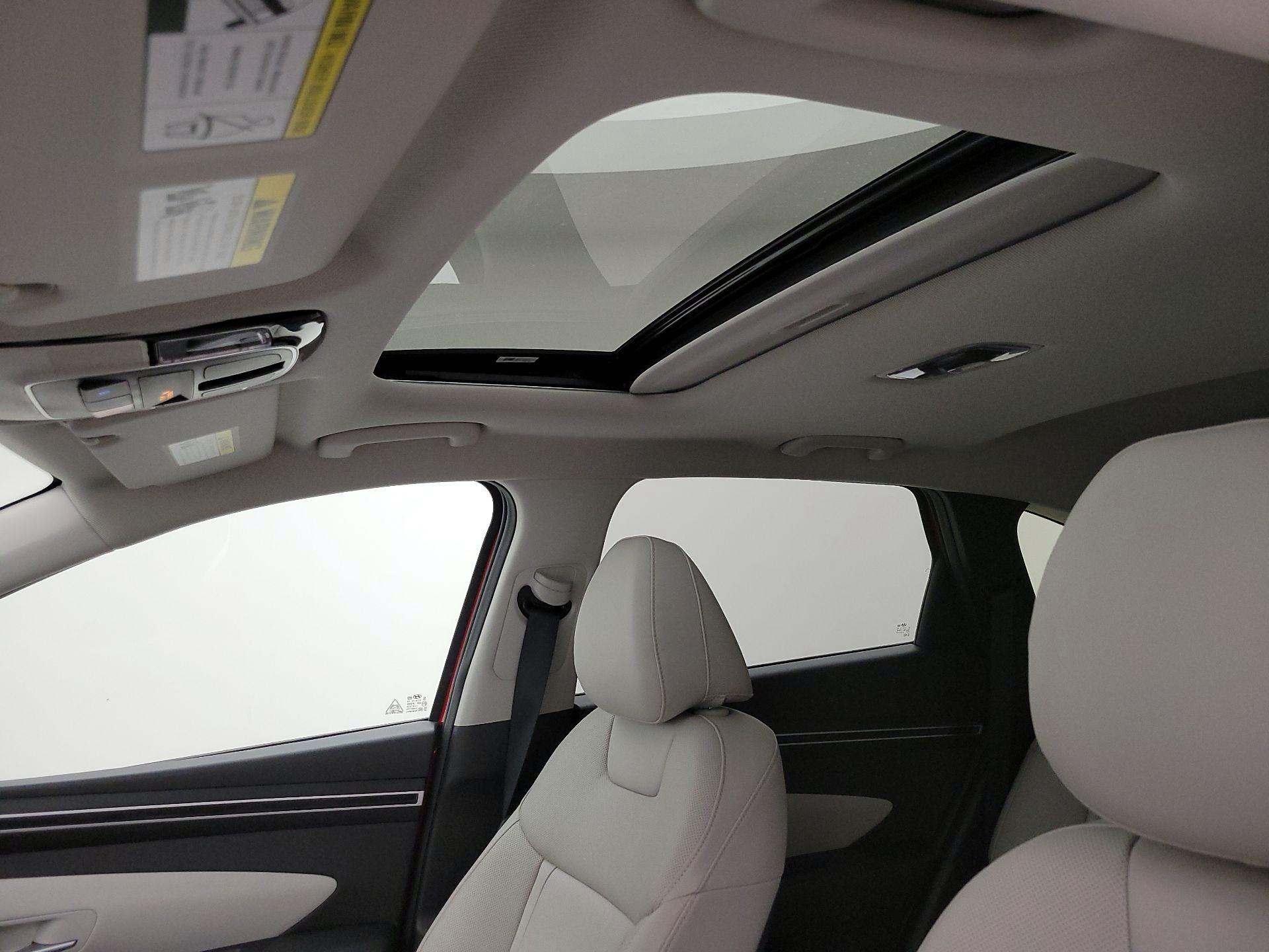 Thumbnail: 2023 Hyundai Tucson - 19