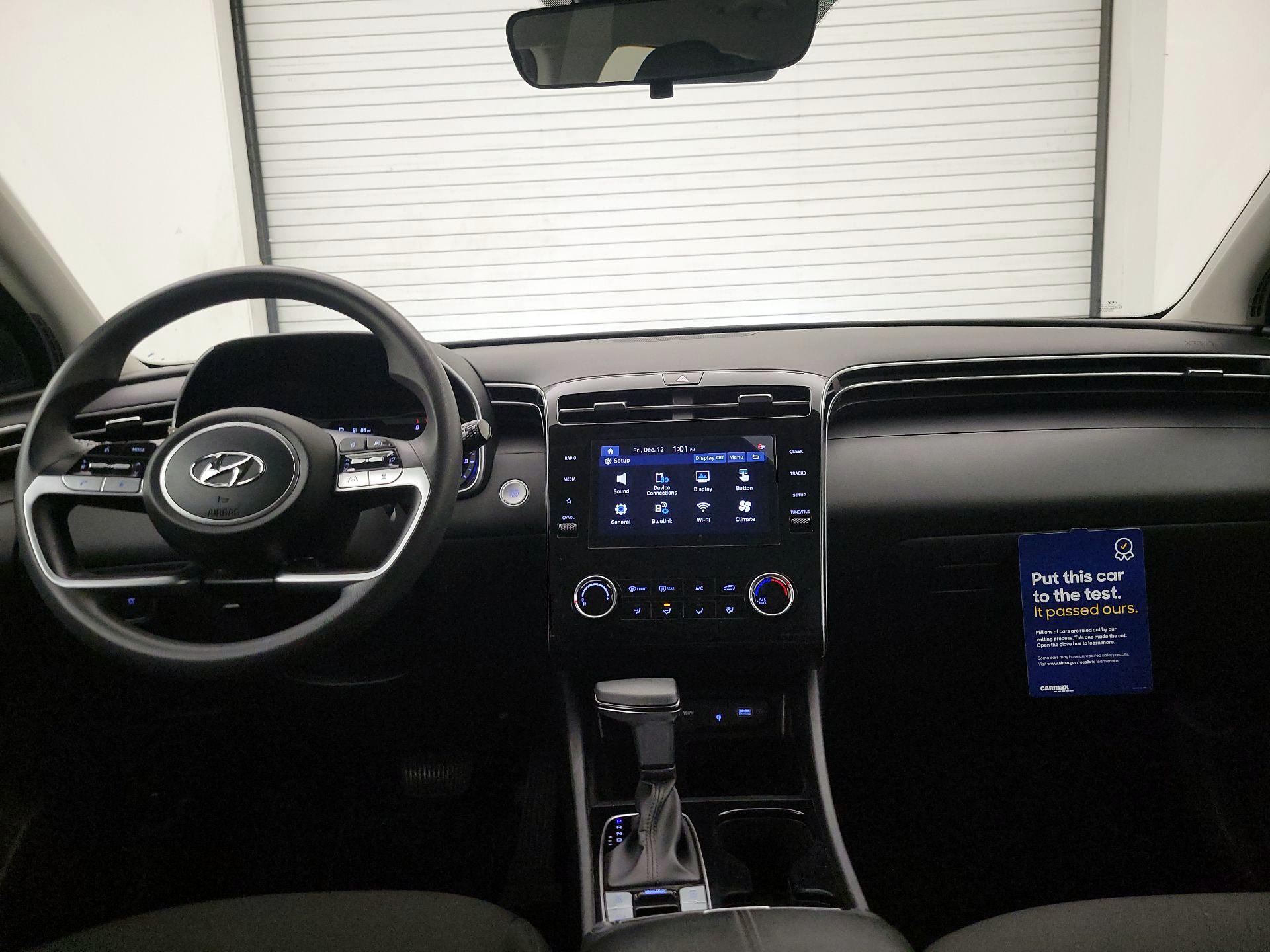 Thumbnail: 2023 Hyundai Tucson - 9