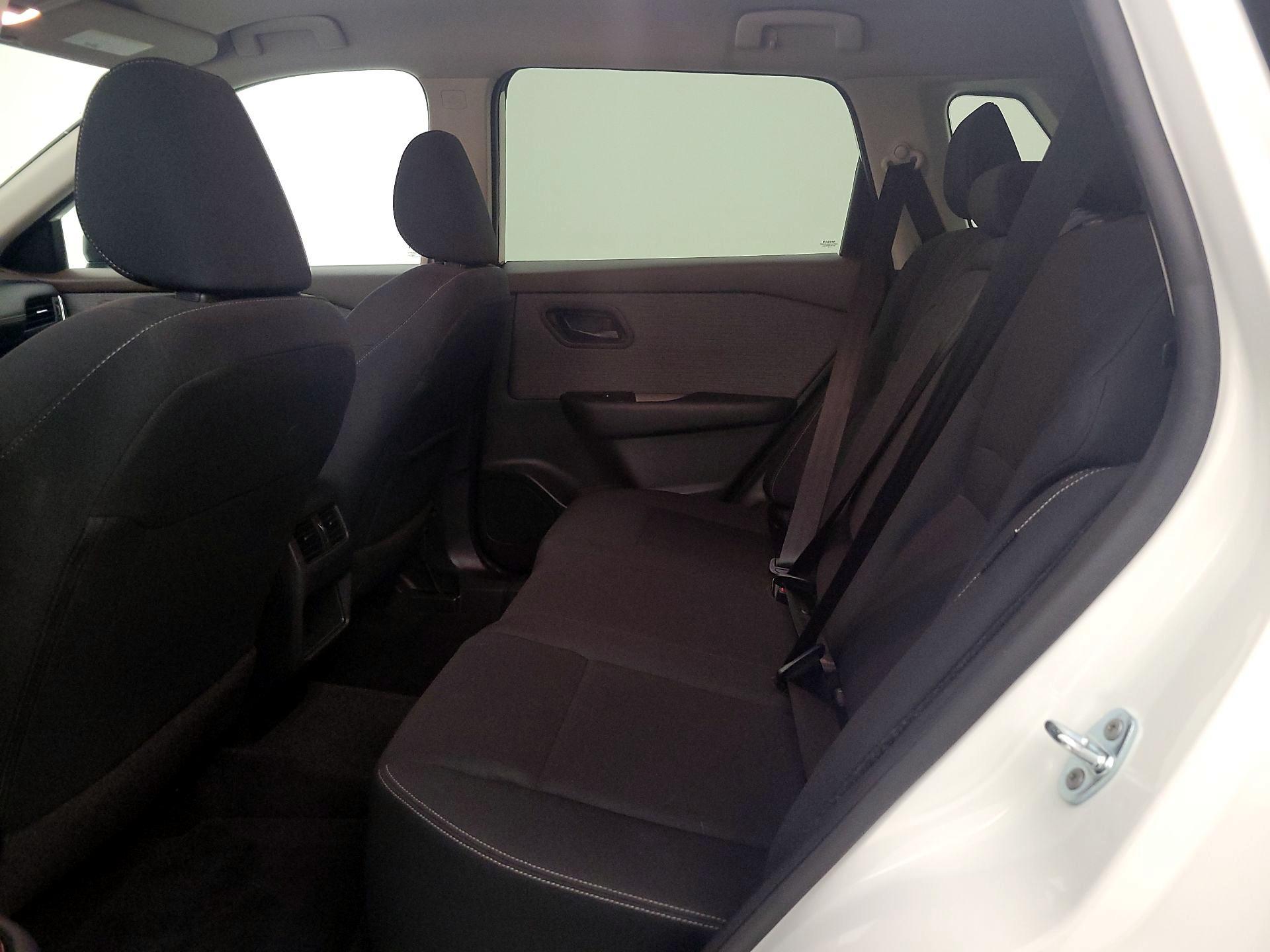 Thumbnail: 2023 Nissan Rogue - 19