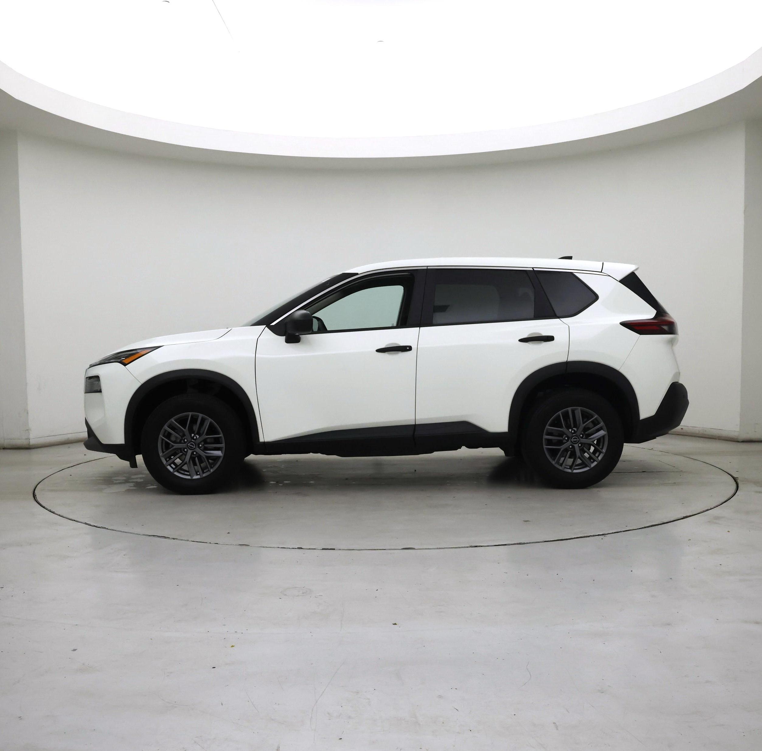 Thumbnail: 2023 Nissan Rogue - 3