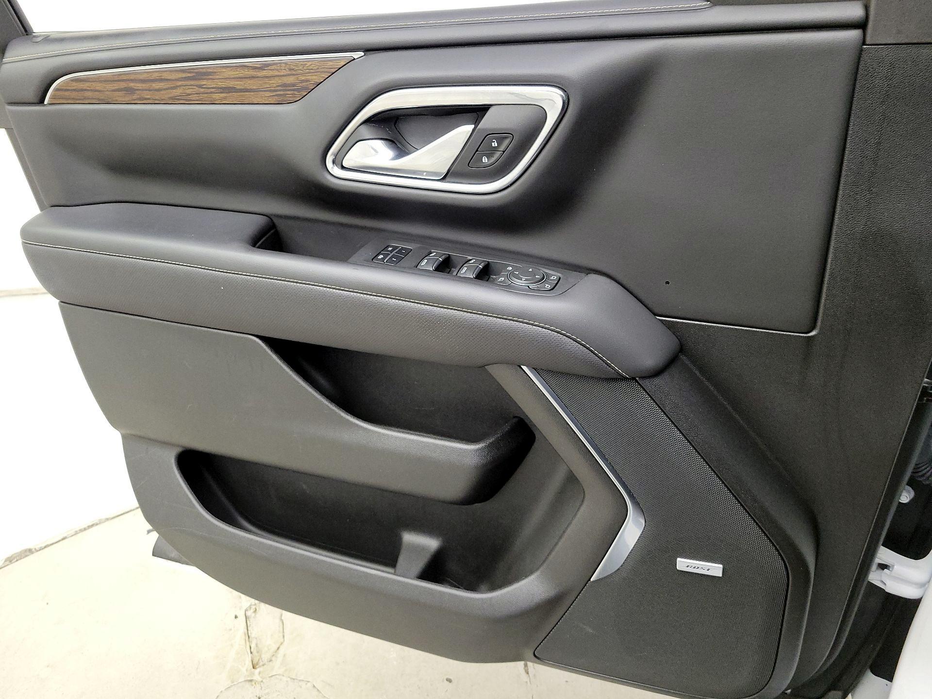 Thumbnail: 2023 Chevrolet Suburban - 12