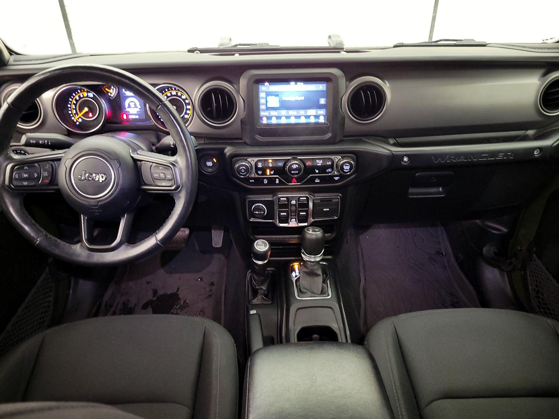 Thumbnail: 2022 Jeep Wrangler - 9