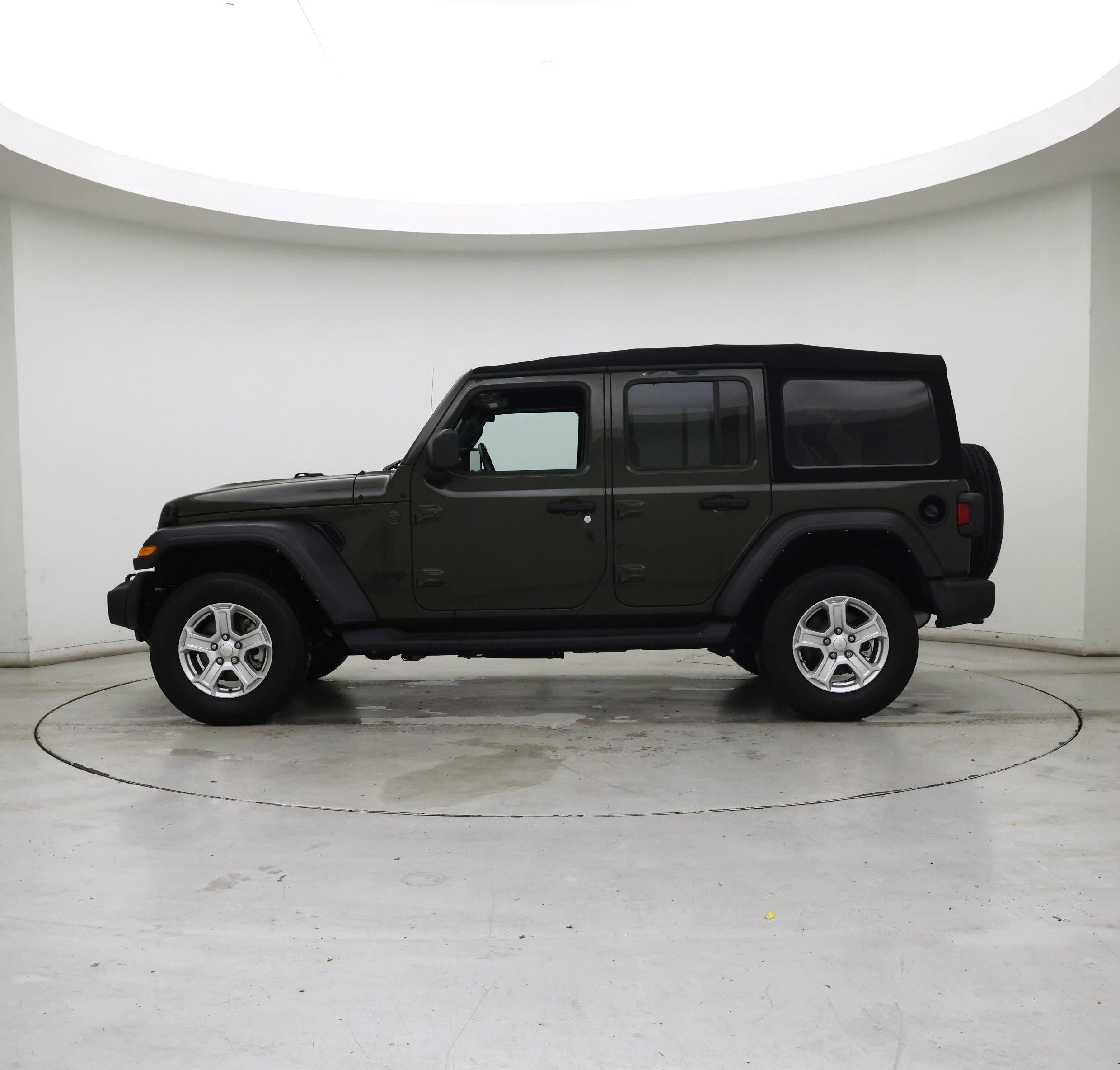 Thumbnail: 2022 Jeep Wrangler - 3