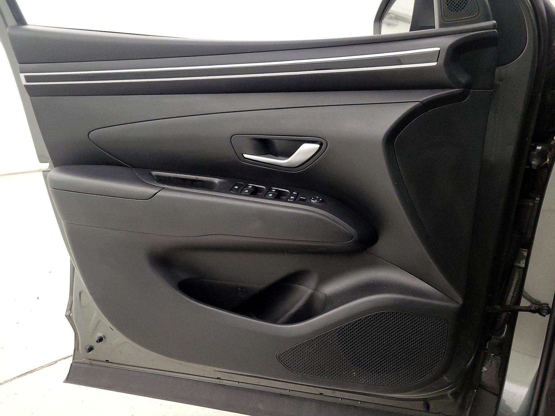 Thumbnail: 2022 Hyundai Tucson - 12