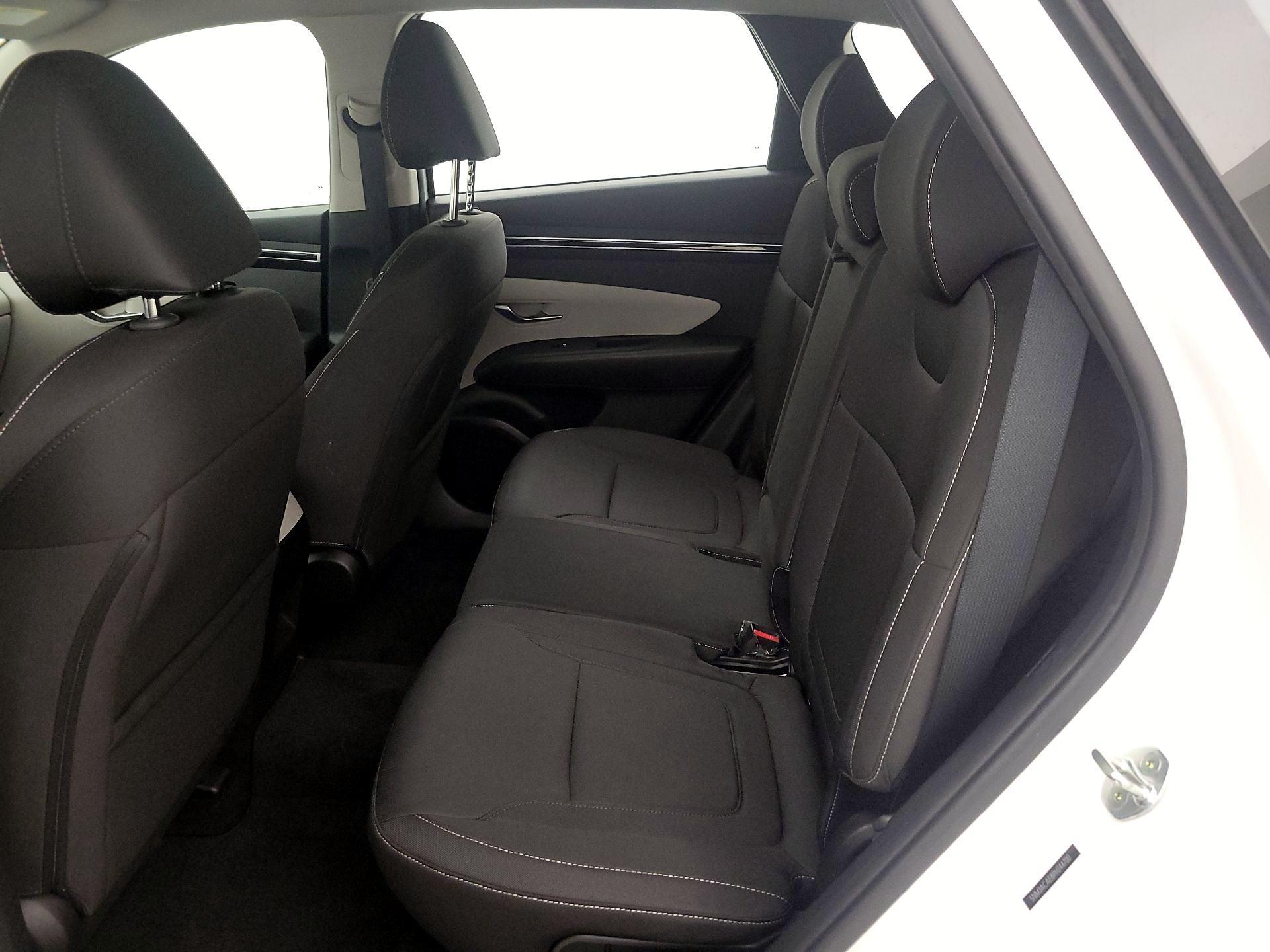 Thumbnail: 2023 Hyundai Tucson - 19