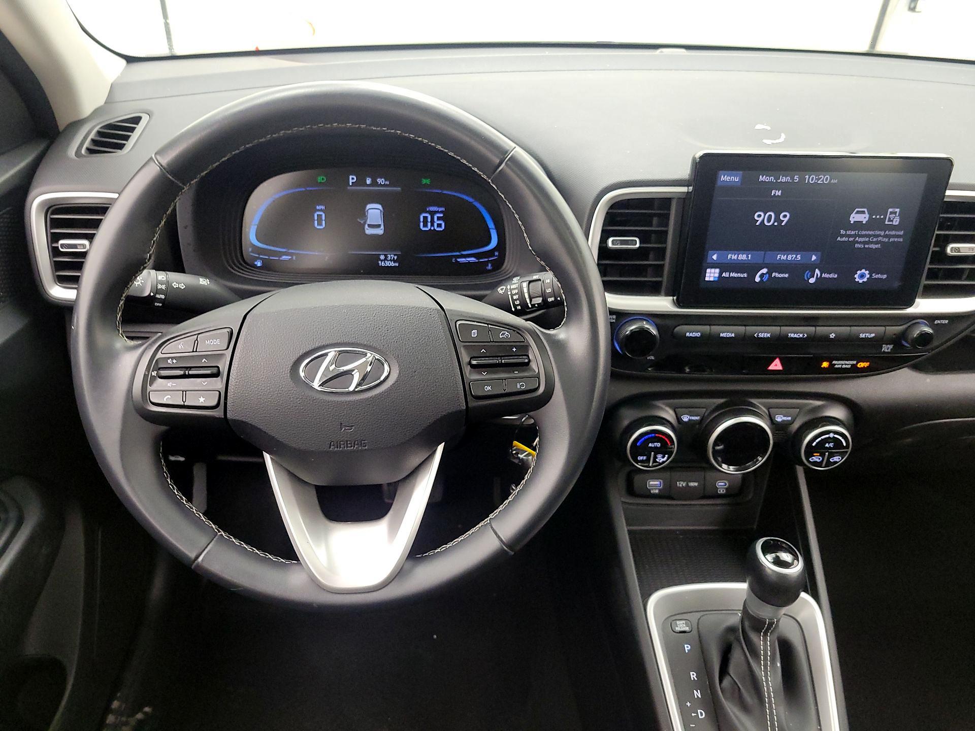 Thumbnail: 2023 Hyundai Venue - 10