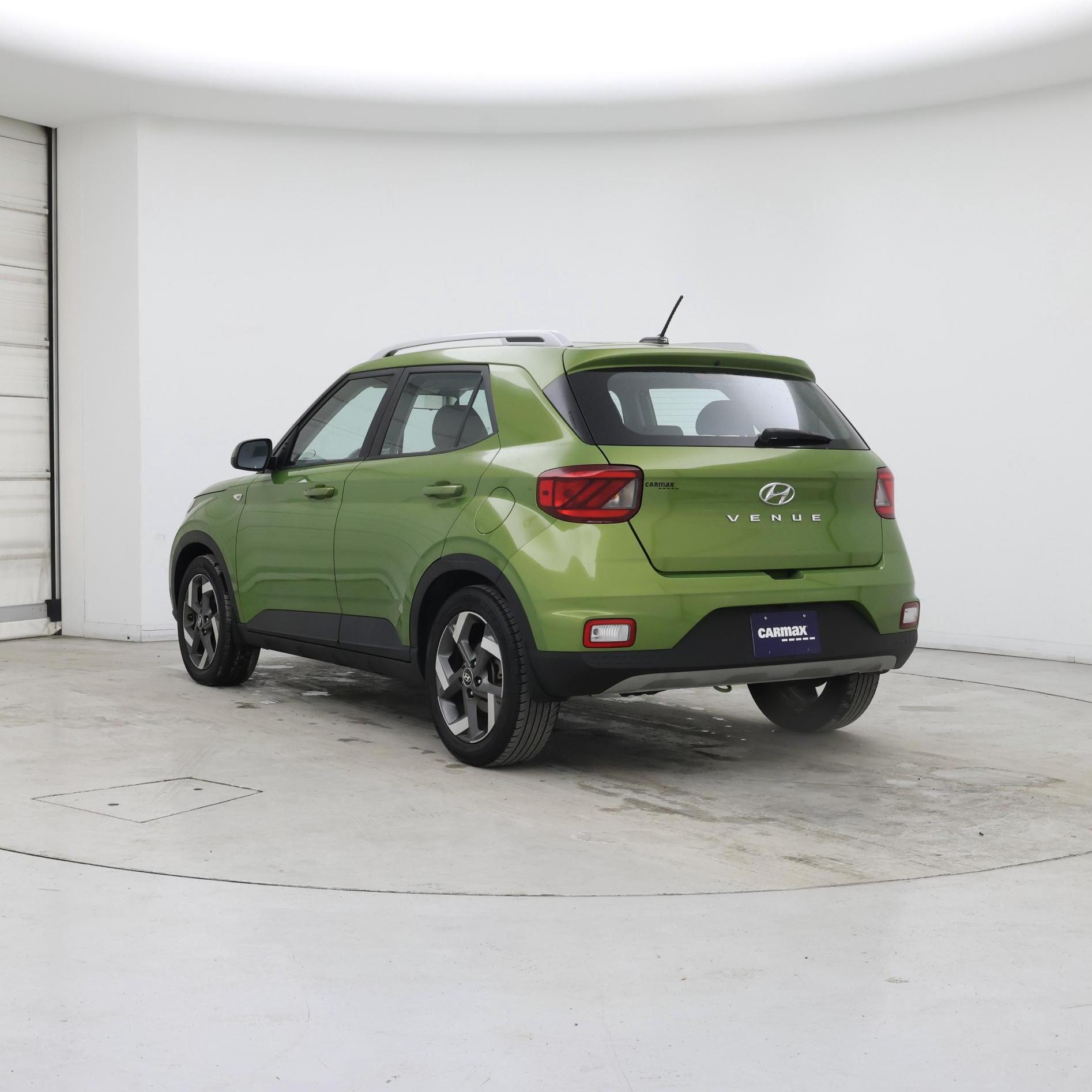 Thumbnail: 2023 Hyundai Venue - 2