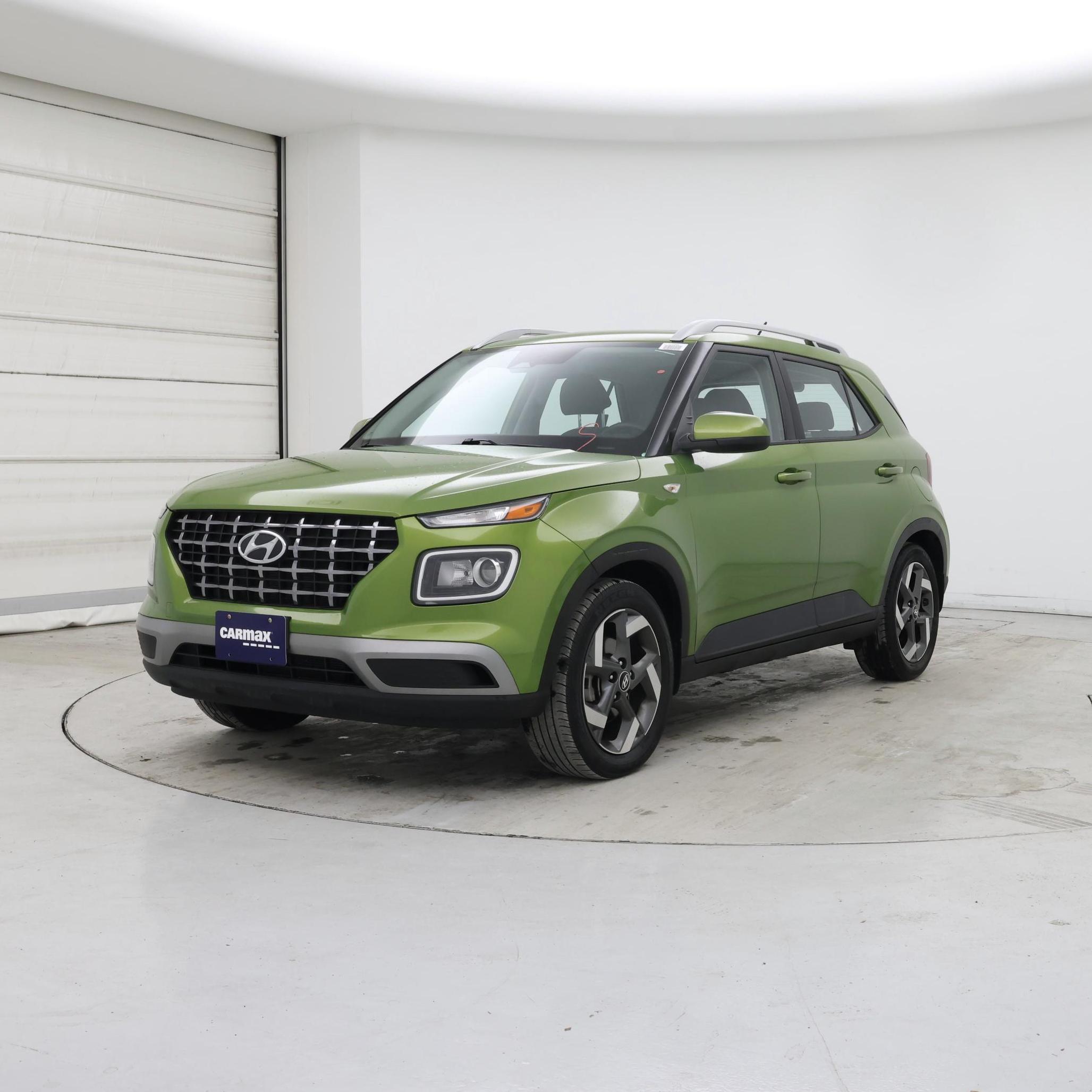 Thumbnail: 2023 Hyundai Venue - 4