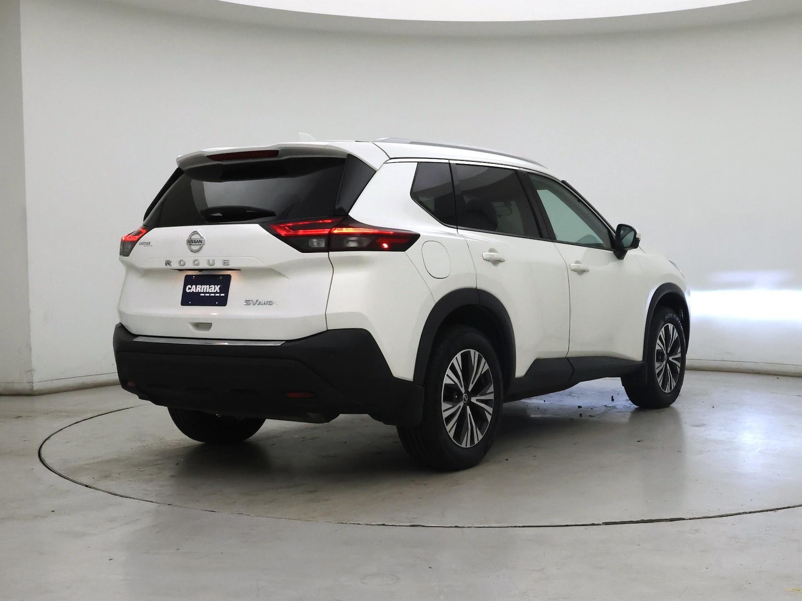 2021 Nissan Rogue SV - Photo 9
