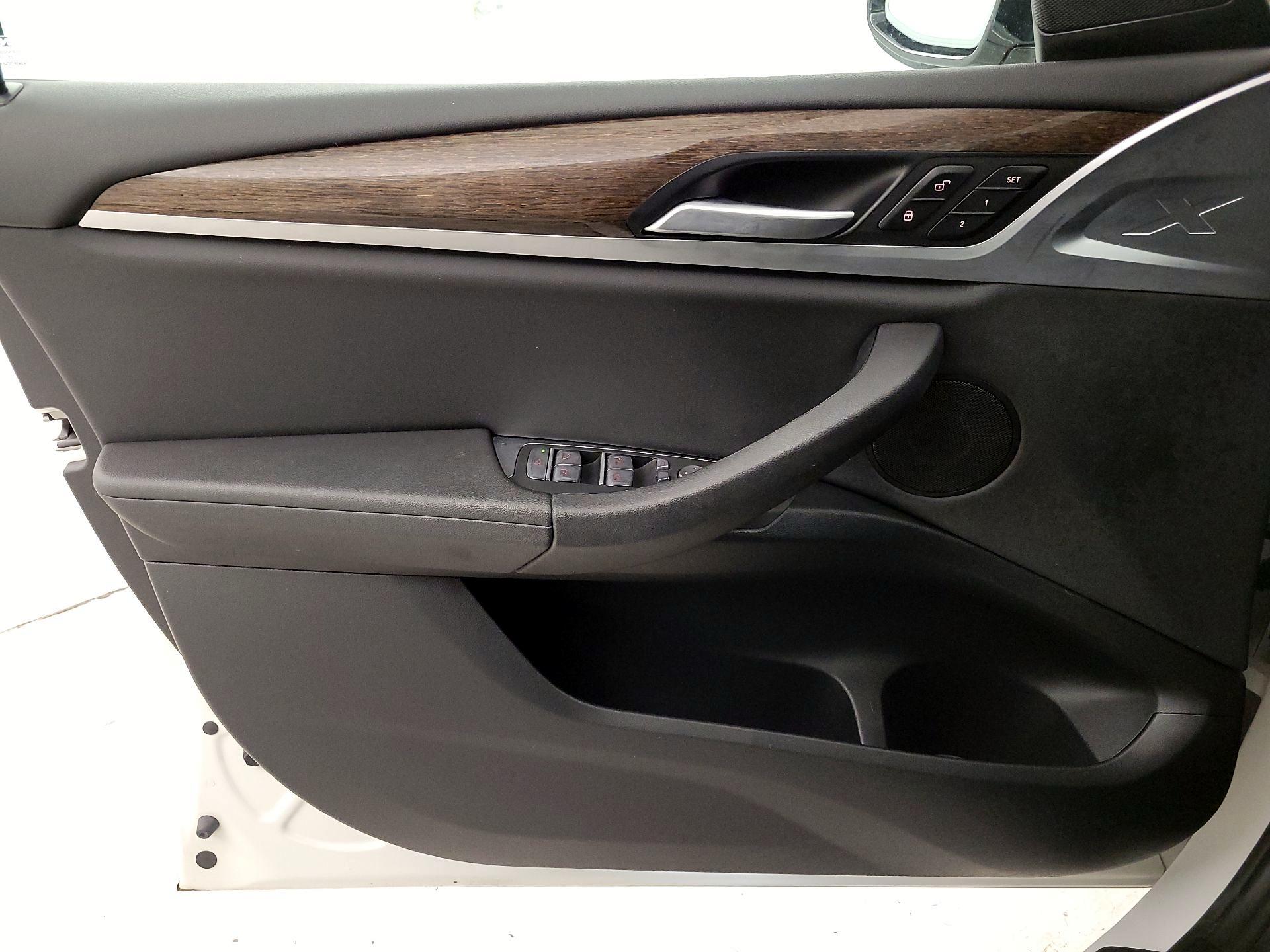 Thumbnail: 2021 BMW X3 - 12