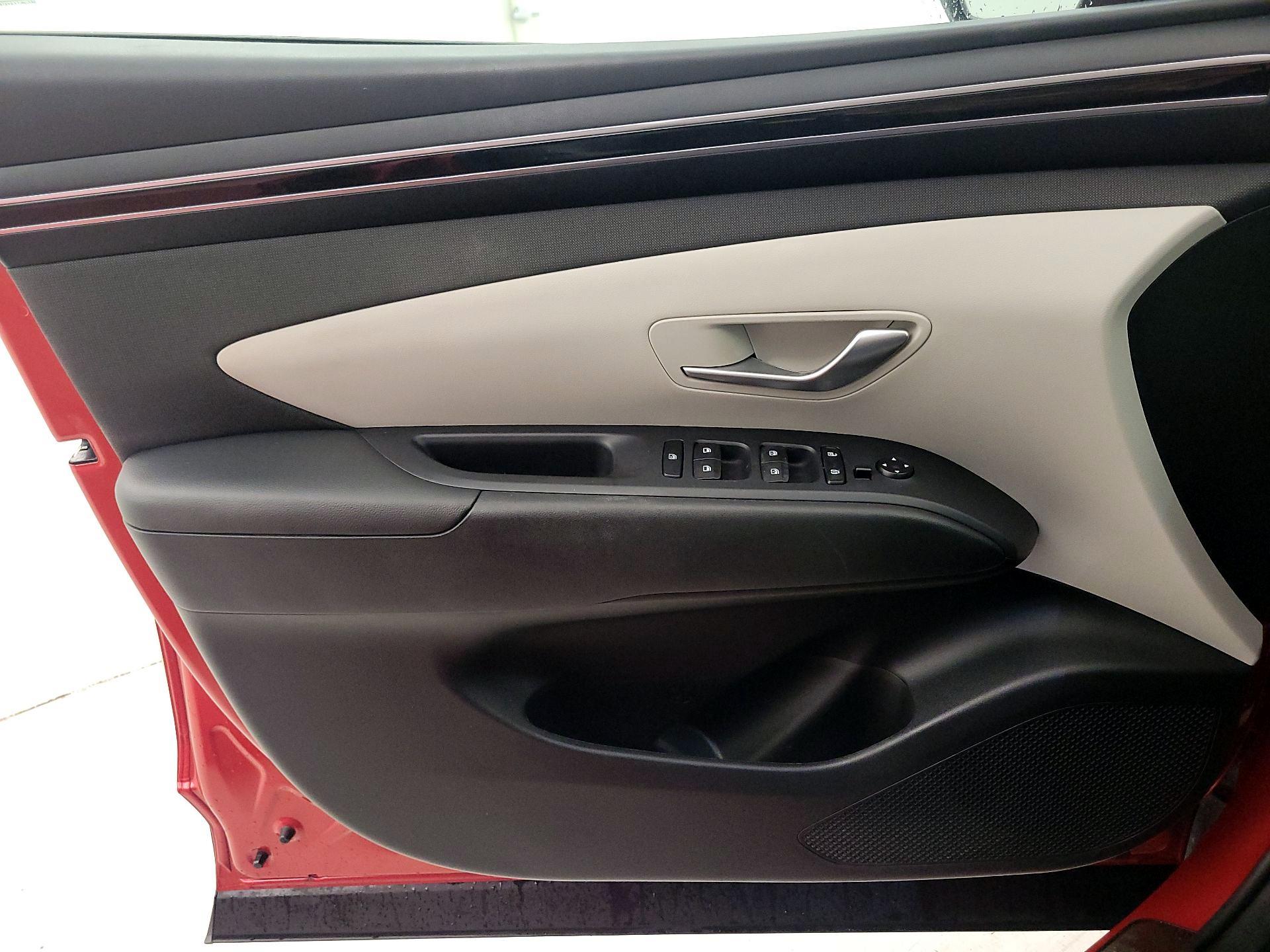 Thumbnail: 2023 Hyundai Tucson - 12