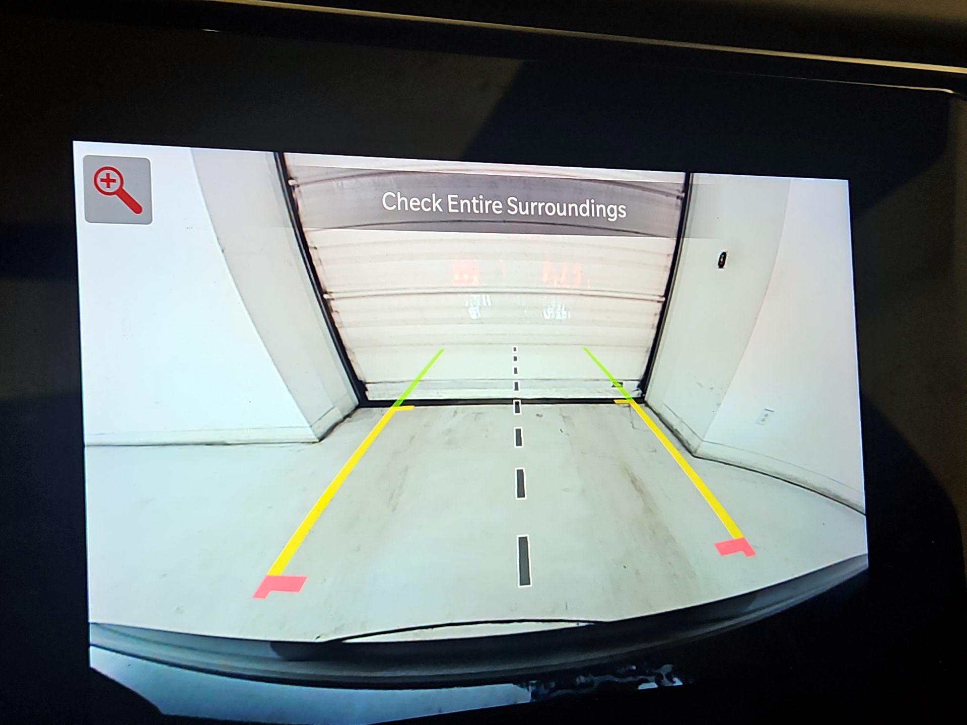 Thumbnail: 2022 Jeep Wagoneer - 15