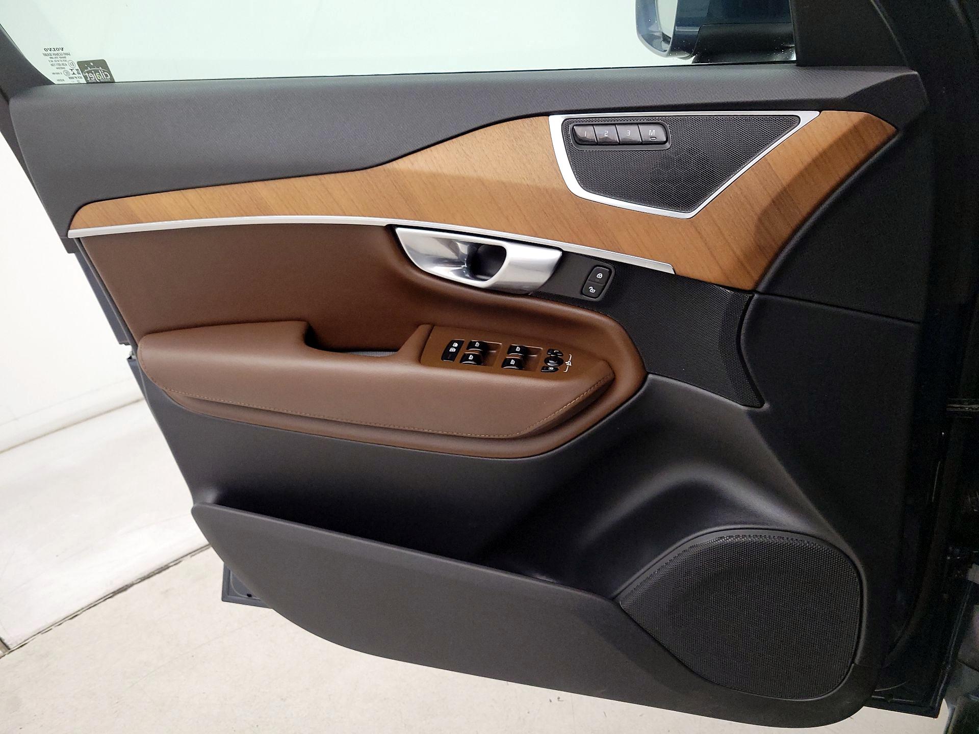 Thumbnail: 2023 Volvo XC90 - 12