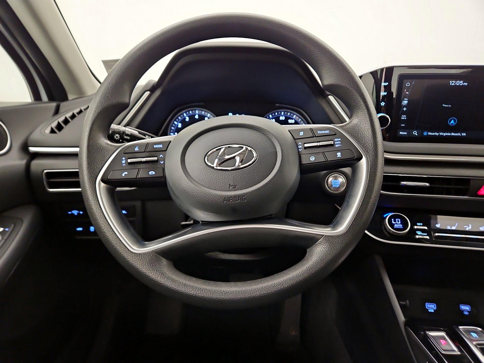 Thumbnail: 2023 Hyundai Sonata - 10