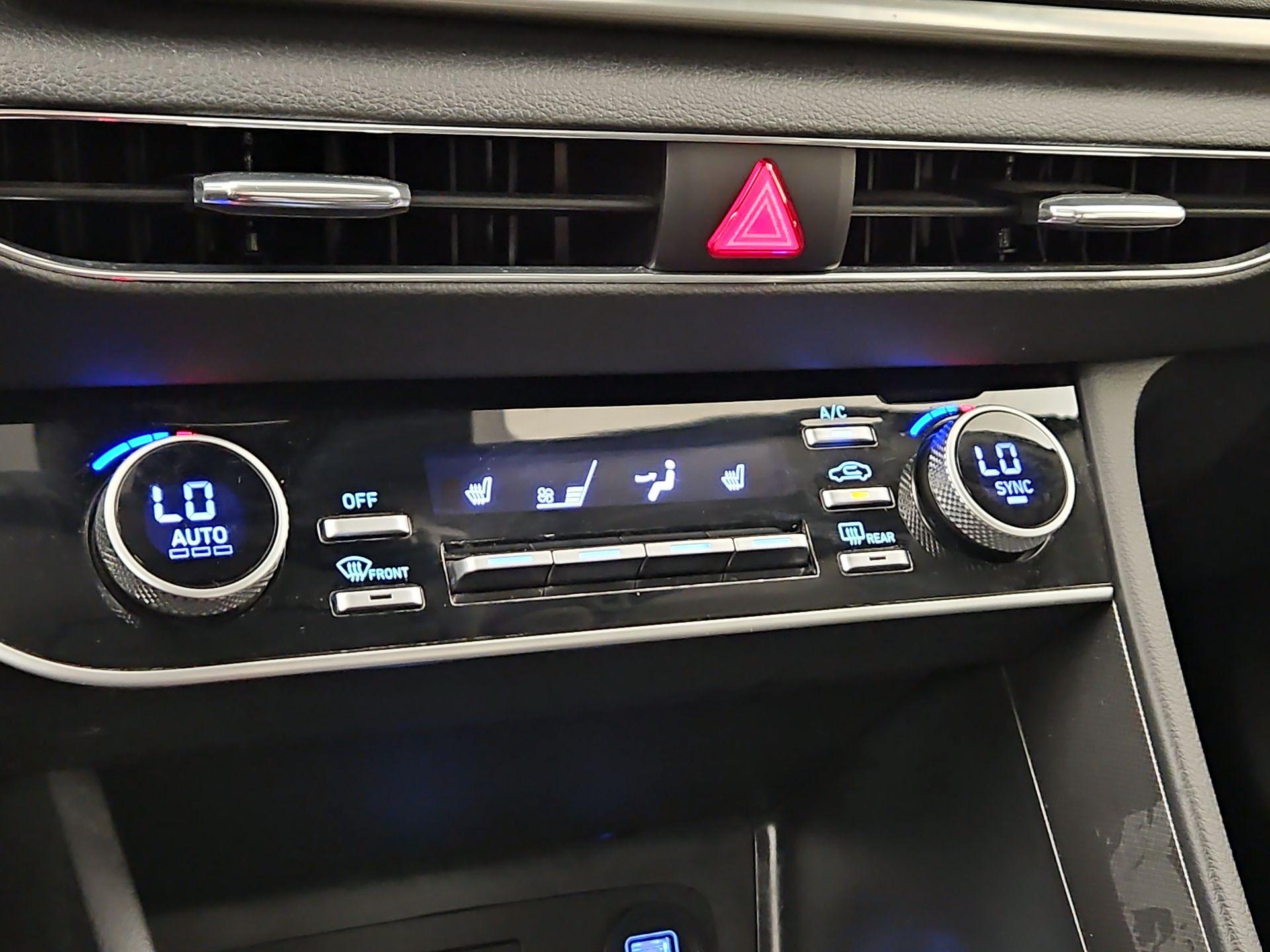 Thumbnail: 2023 Hyundai Sonata - 17