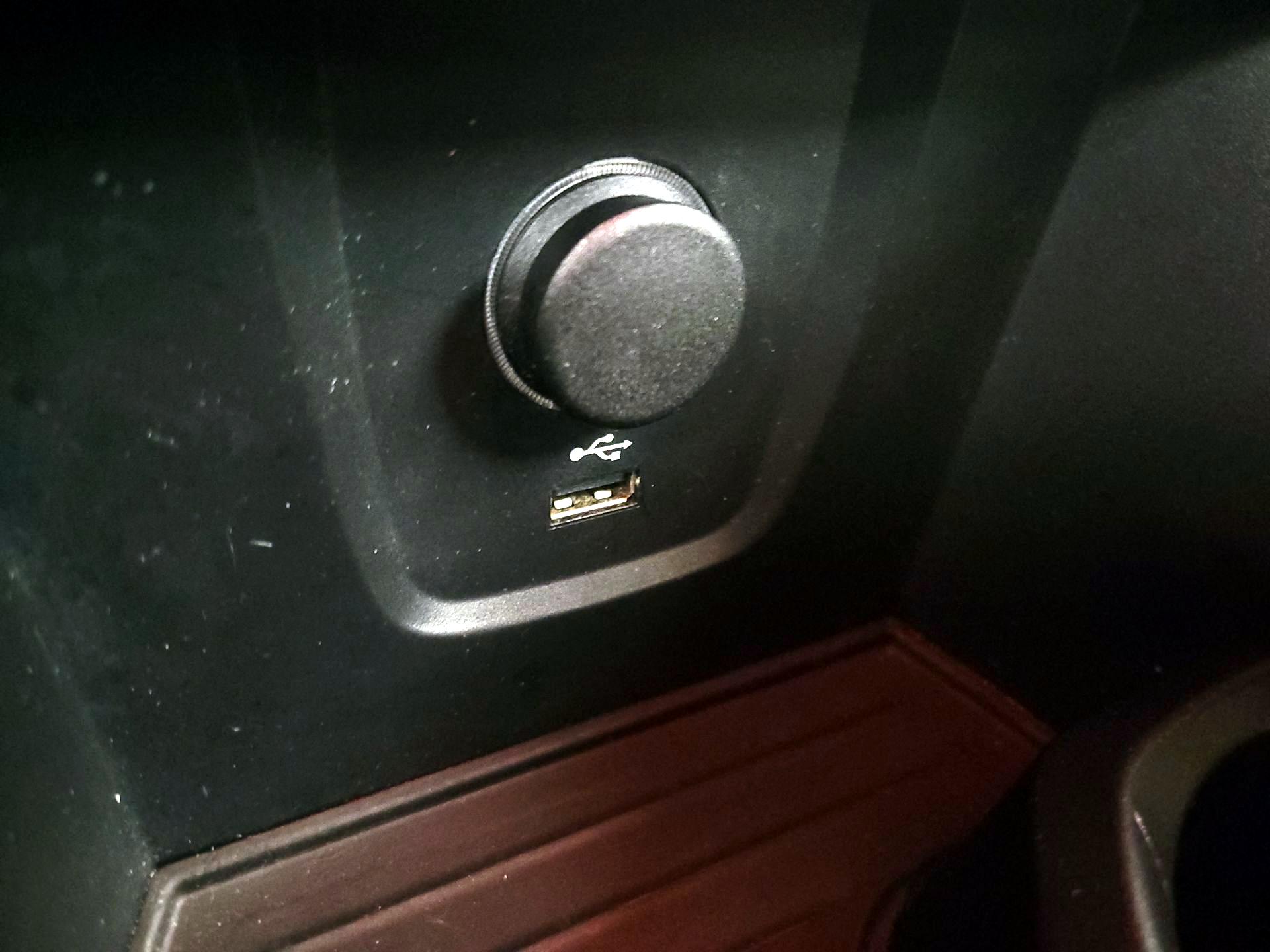 Thumbnail: 2022 BMW X1 - 18