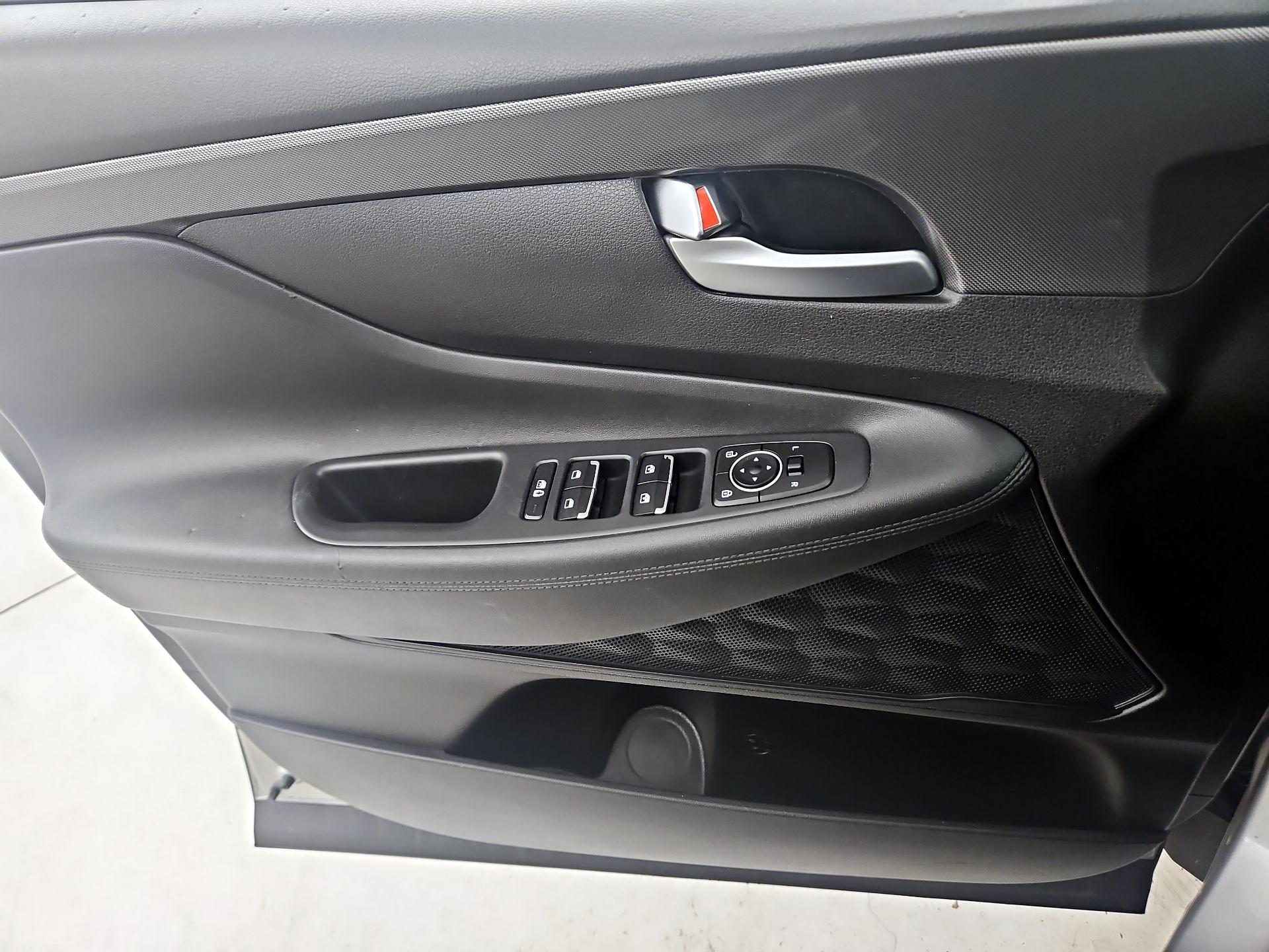 Thumbnail: 2023 Hyundai Santa Fe - 12