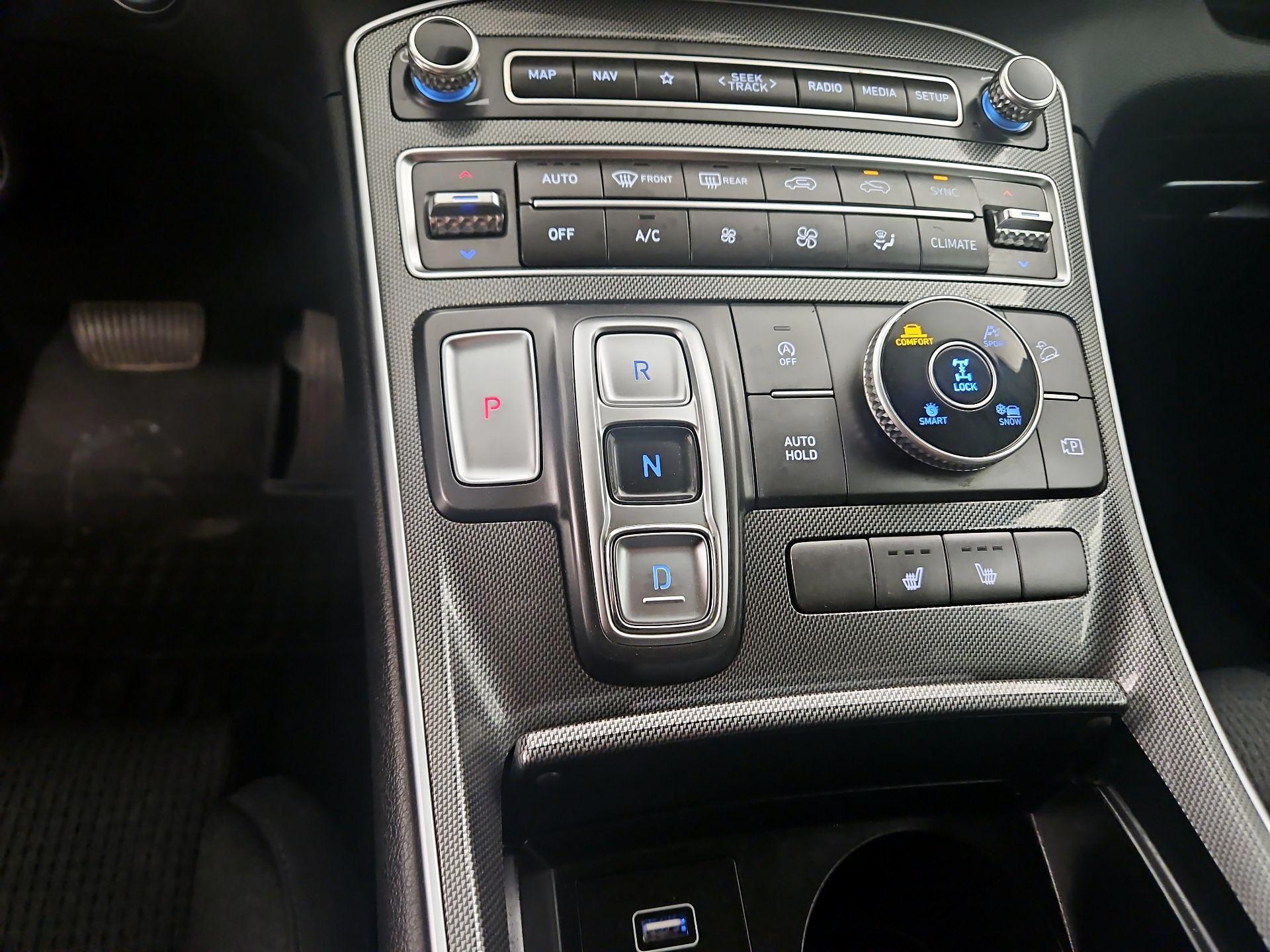 Thumbnail: 2023 Hyundai Santa Fe - 18