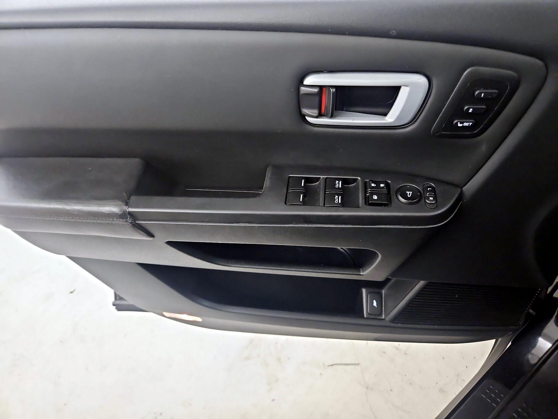 Thumbnail: 2015 Honda Pilot - 12