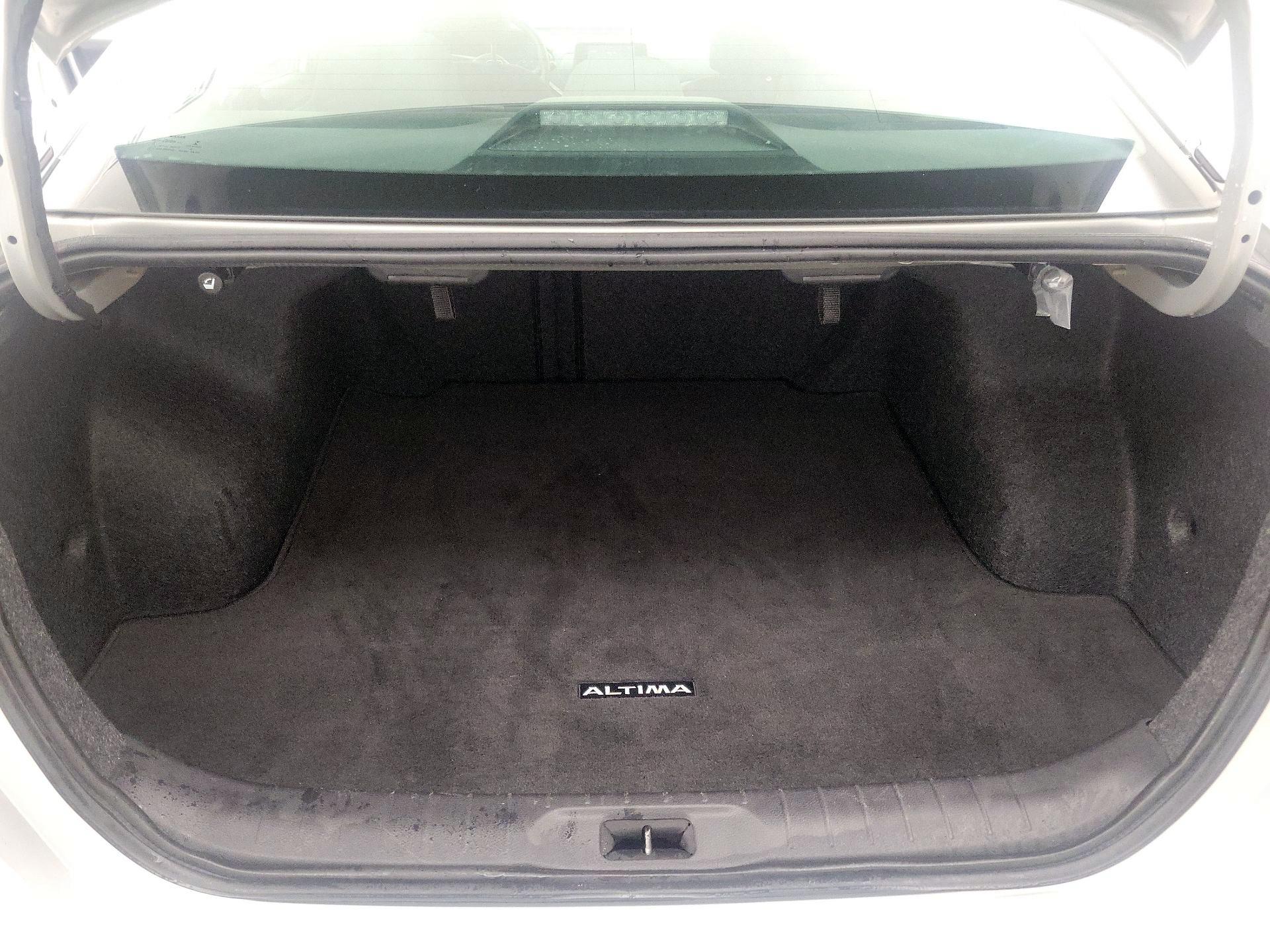 Thumbnail: 2022 Nissan Altima - 20