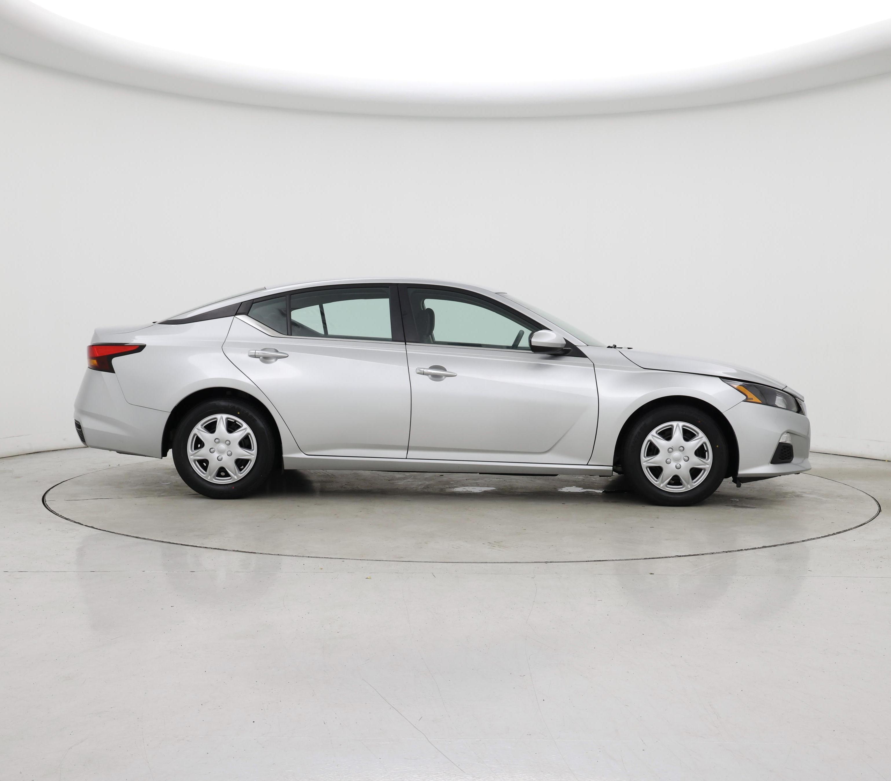 Thumbnail: 2022 Nissan Altima - 7