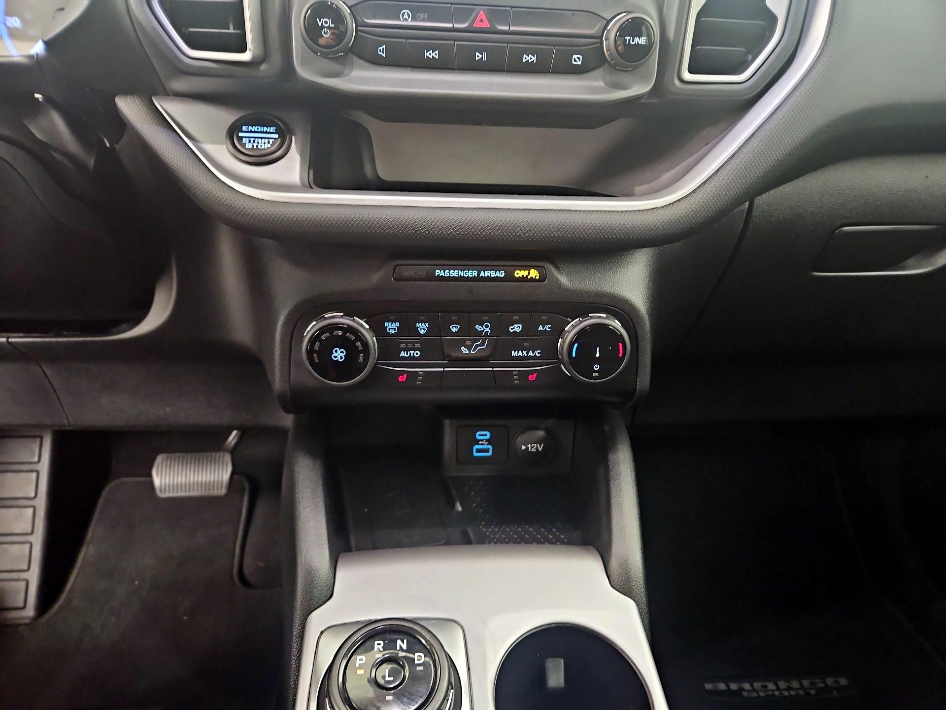 Thumbnail: 2022 Ford Bronco Sport - 16