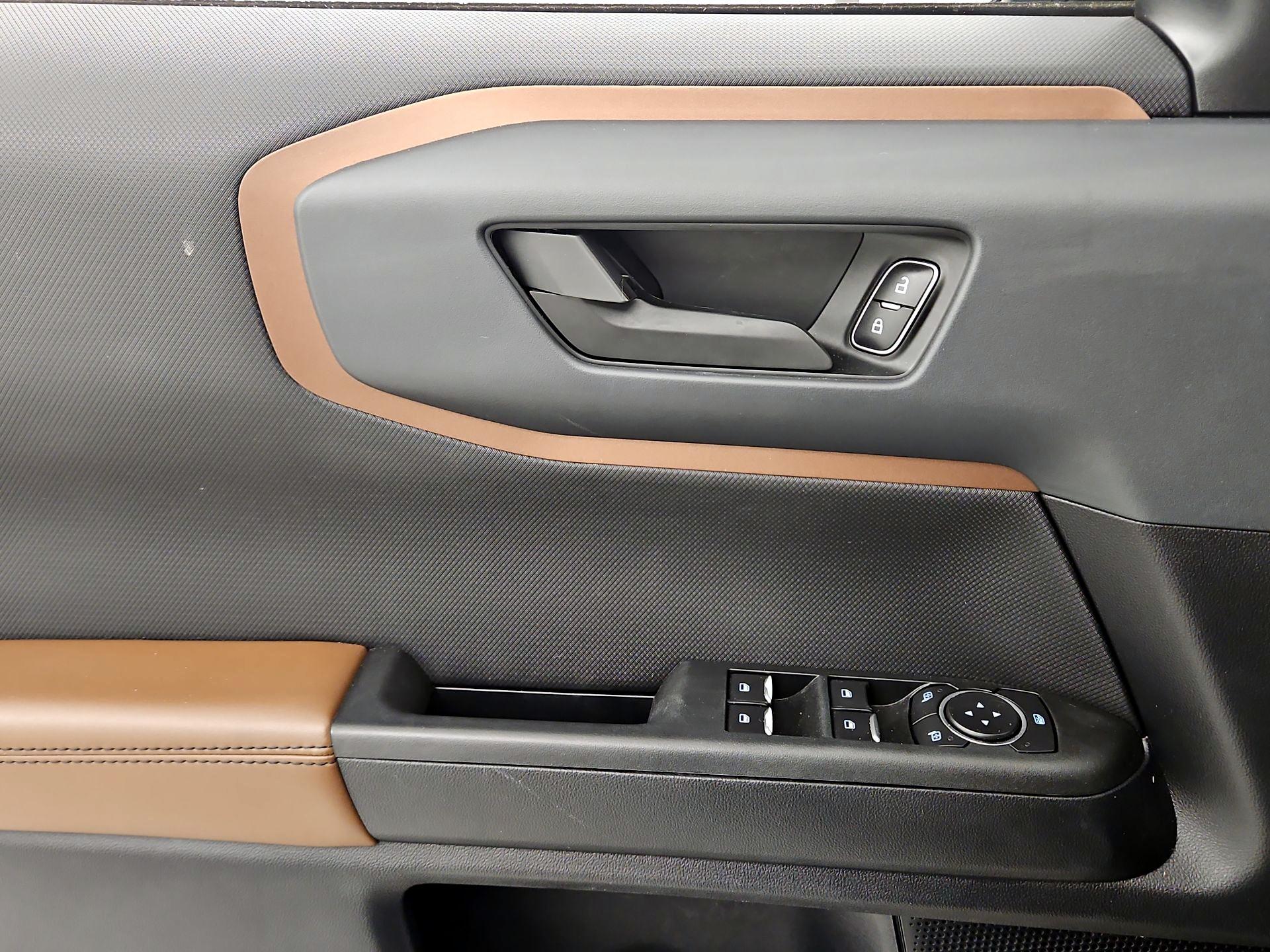 Thumbnail: 2022 Ford Bronco Sport - 12