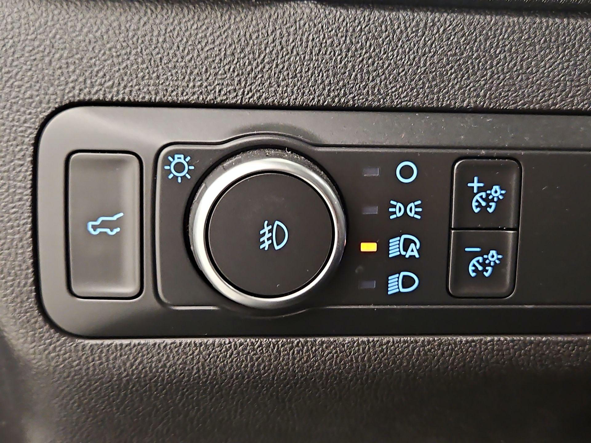 Thumbnail: 2022 Ford Bronco Sport - 13