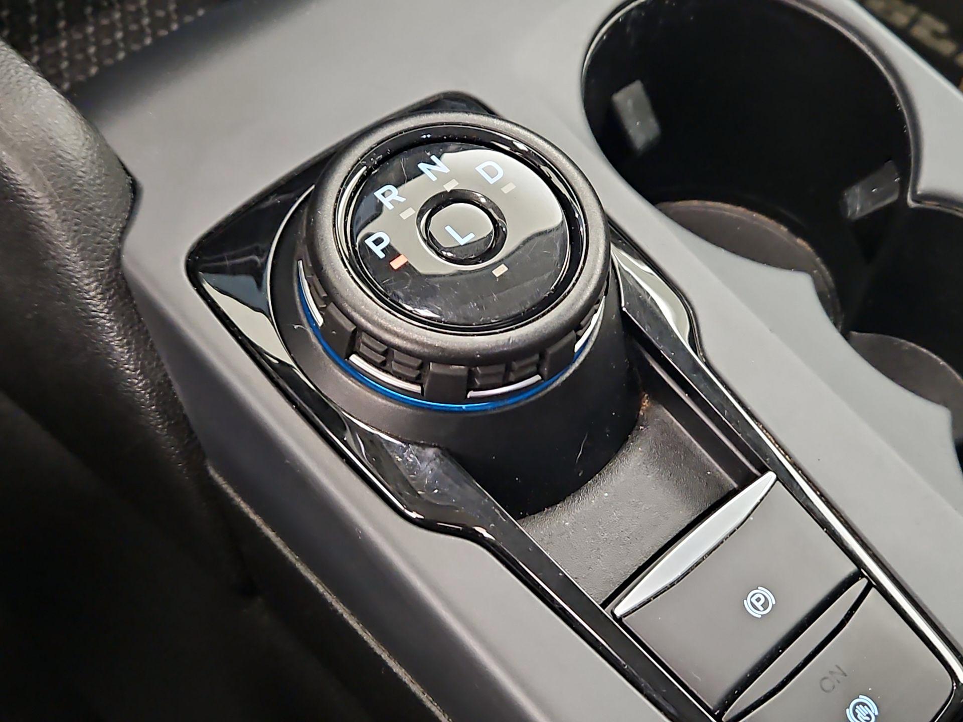 Thumbnail: 2022 Ford Bronco Sport - 17