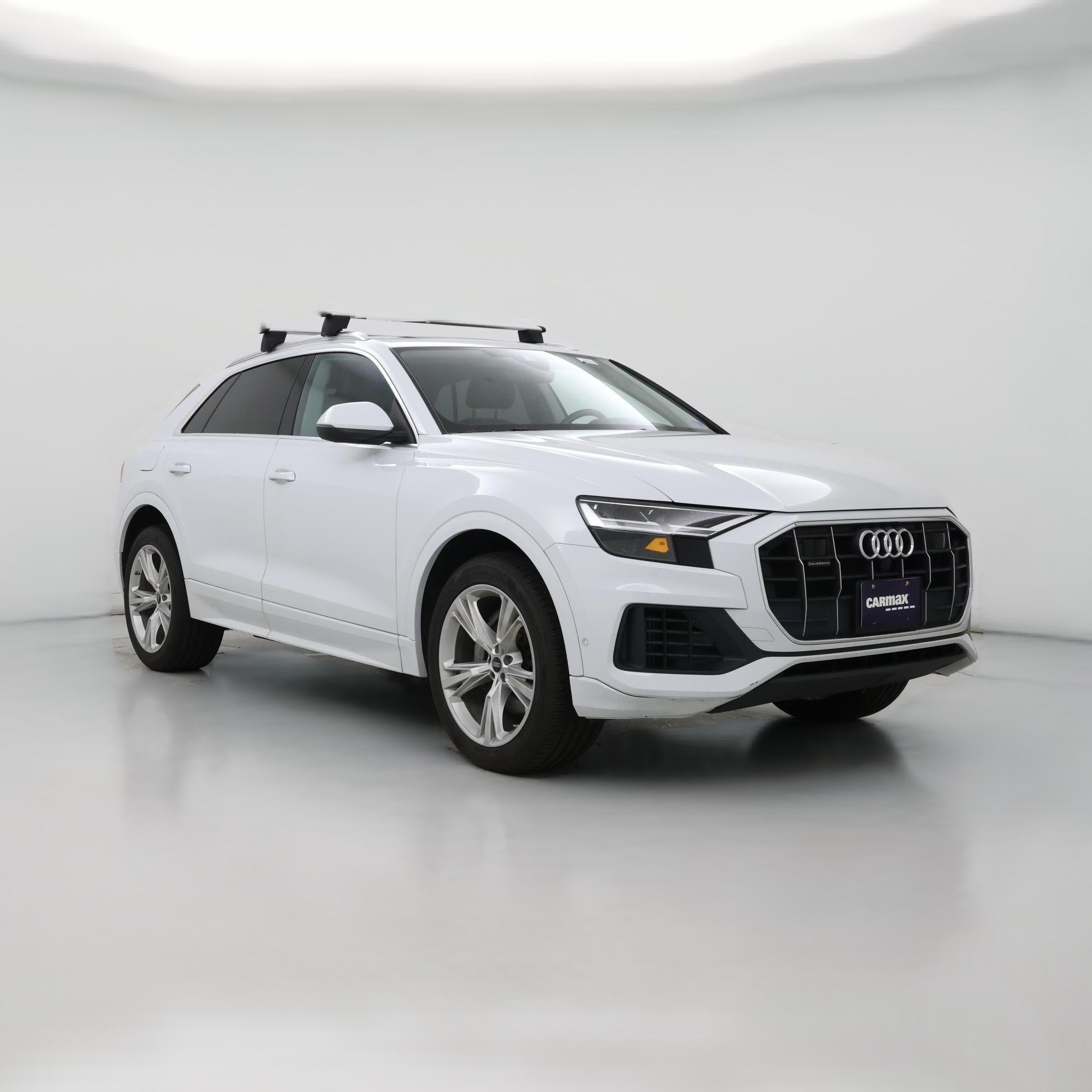 Thumbnail: 2022 Audi Q8 - 1