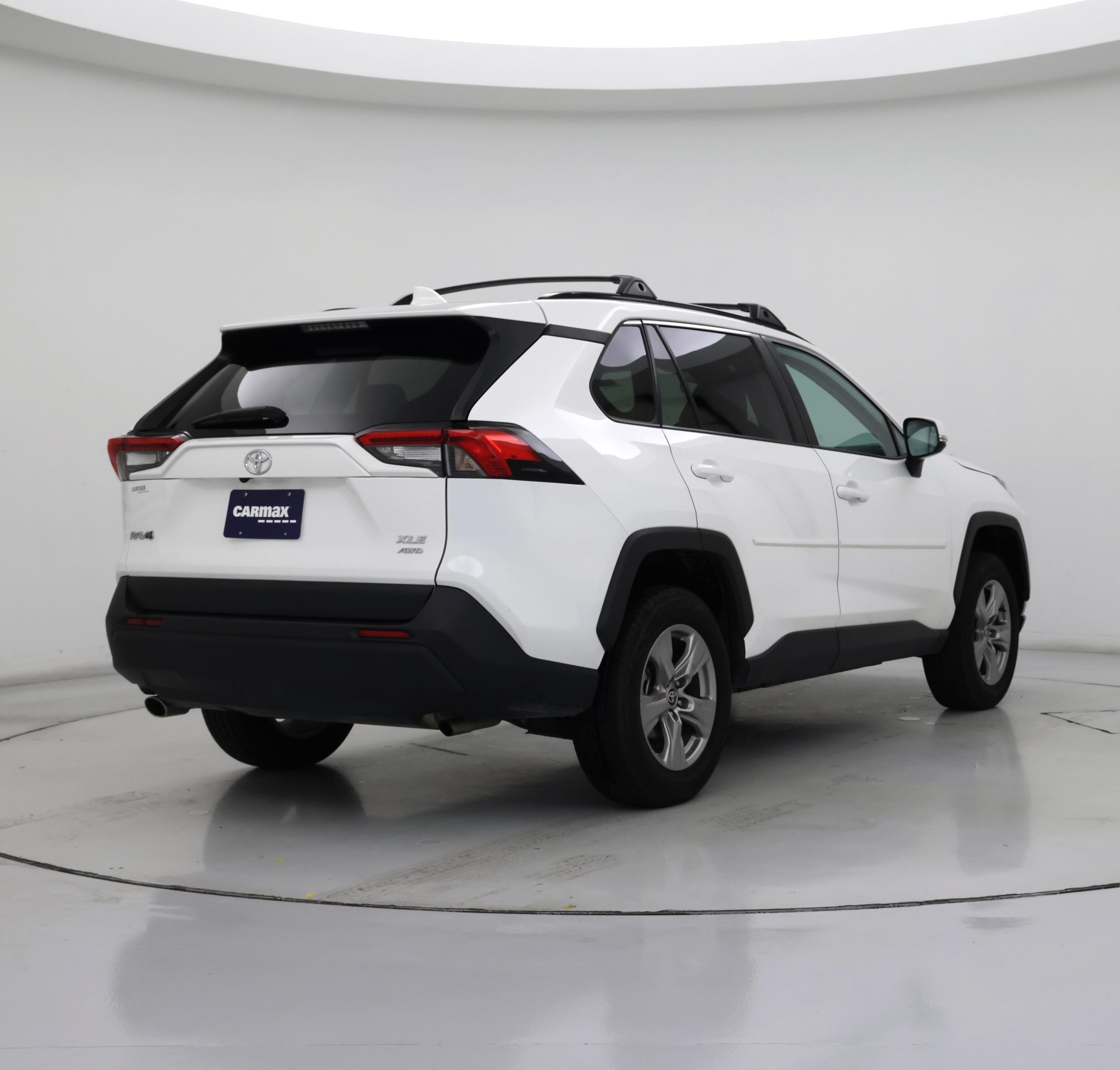 Thumbnail: 2023 Toyota RAV4 - 8