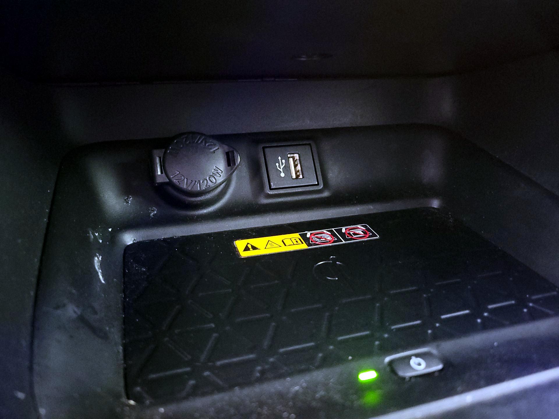 Thumbnail: 2023 Toyota RAV4 - 18