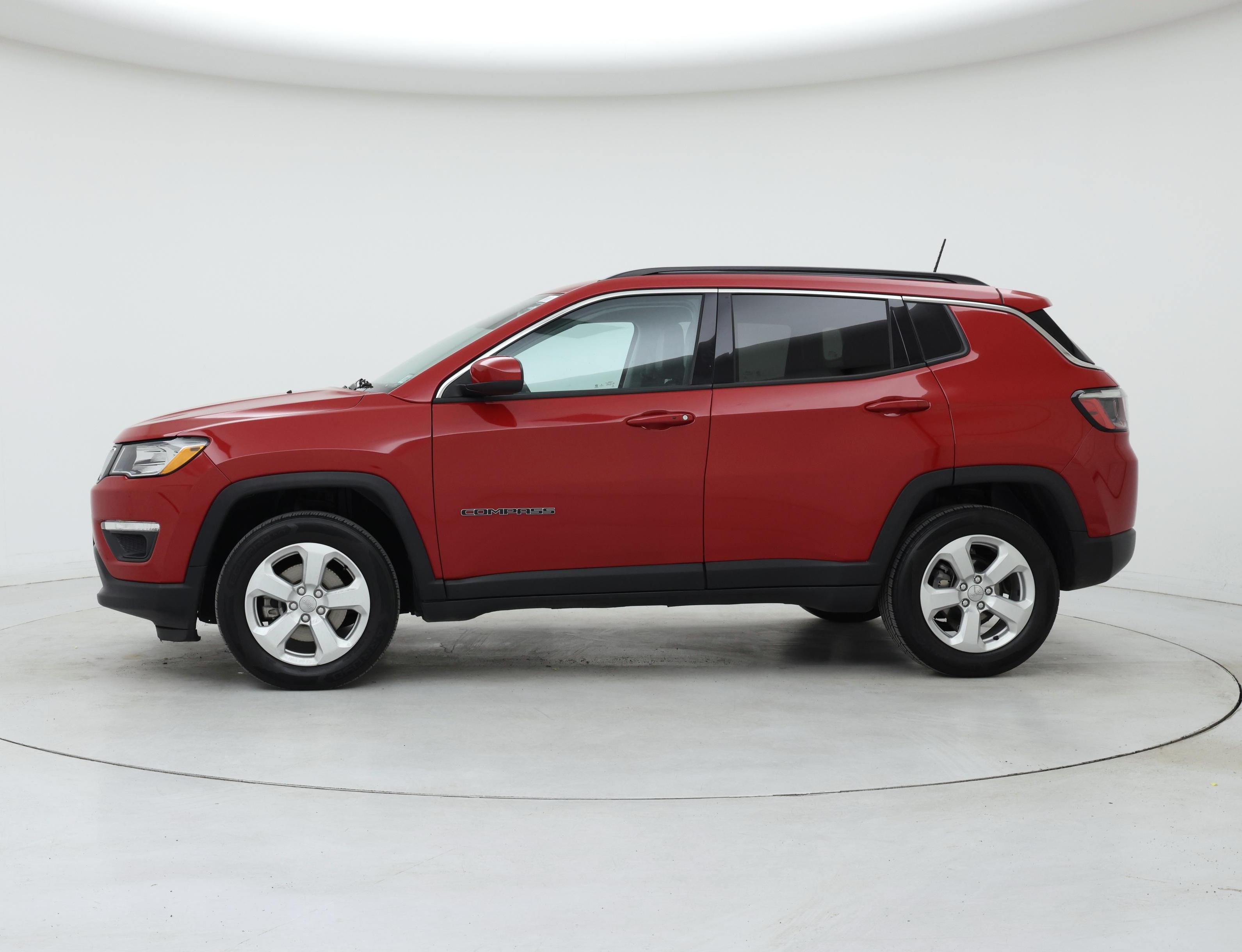 Thumbnail: 2021 Jeep Compass - 3