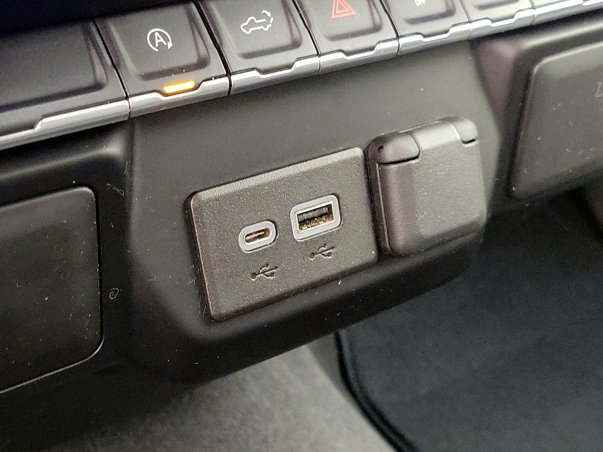 Thumbnail: 2021 Chevrolet Silverado 1500 - 18