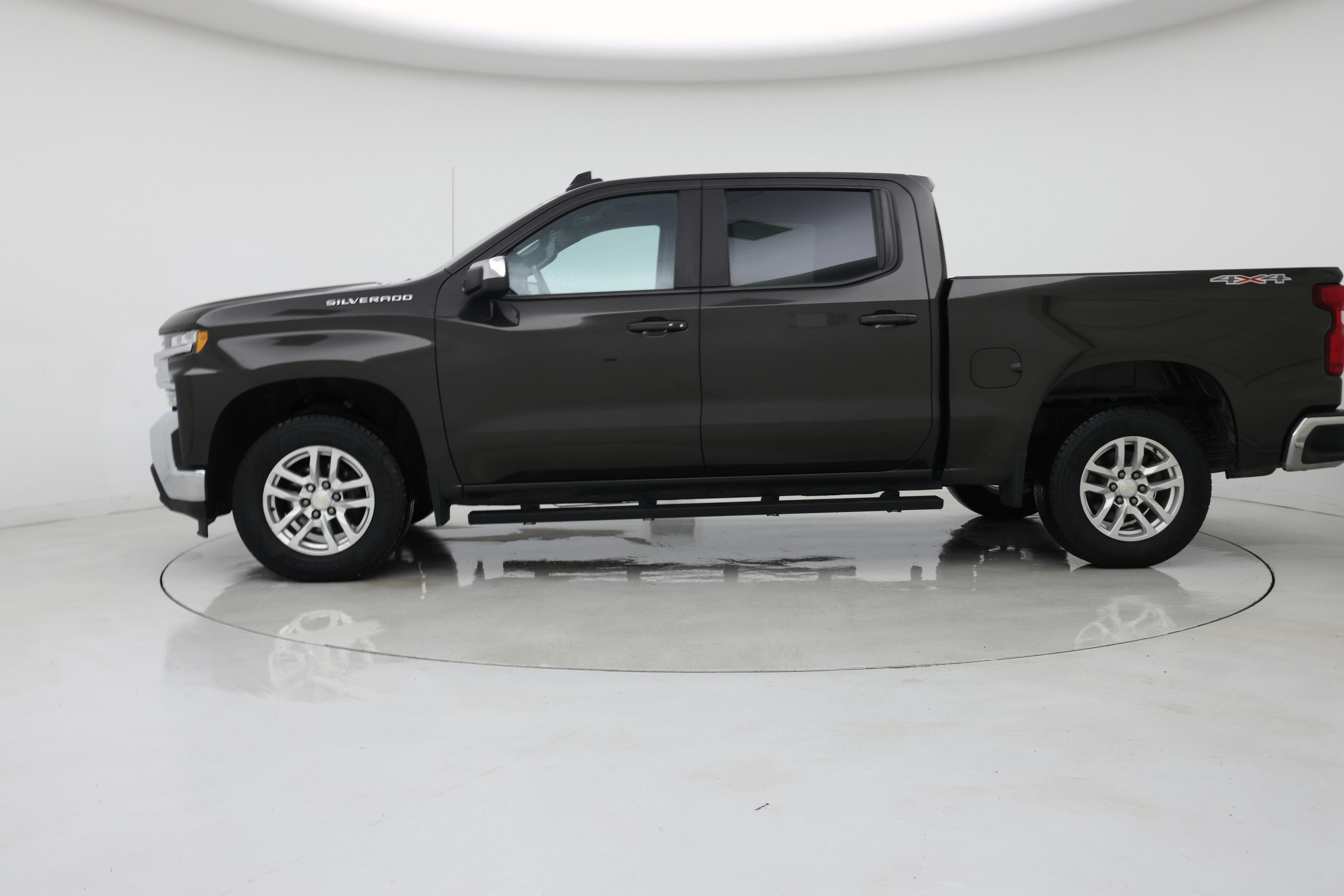 Thumbnail: 2021 Chevrolet Silverado 1500 - 3