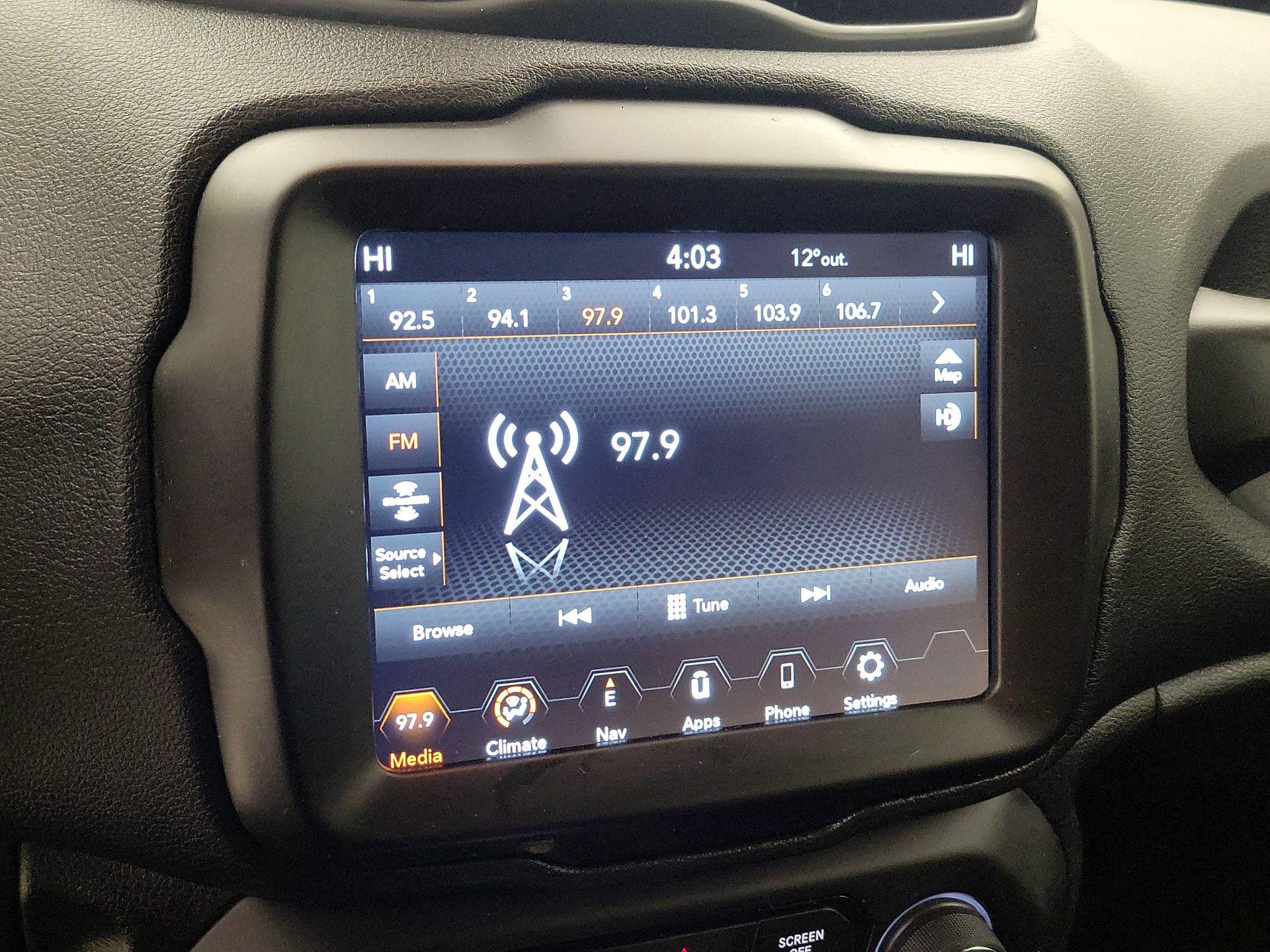 Thumbnail: 2022 Jeep Renegade - 16