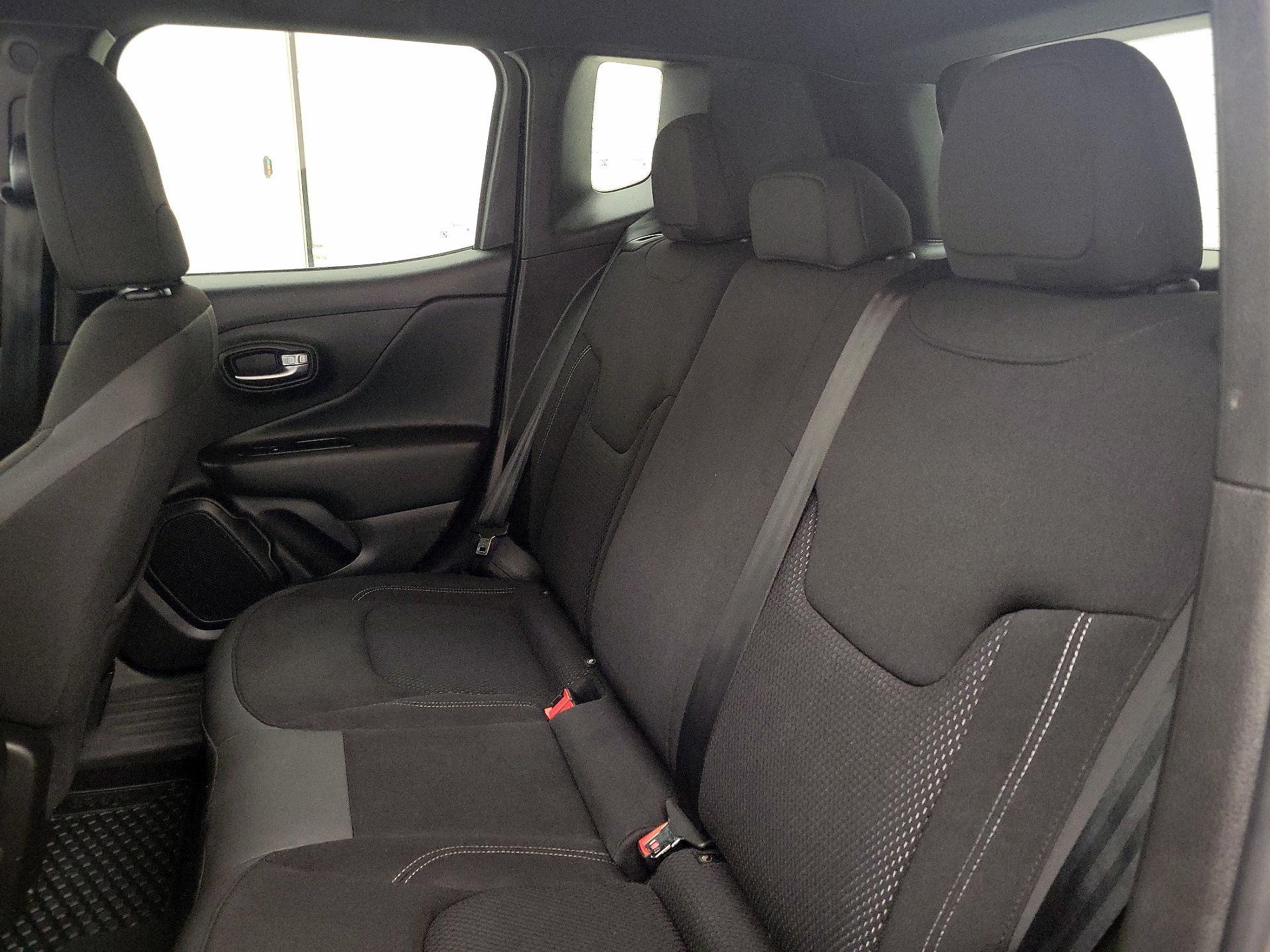 Thumbnail: 2022 Jeep Renegade - 20