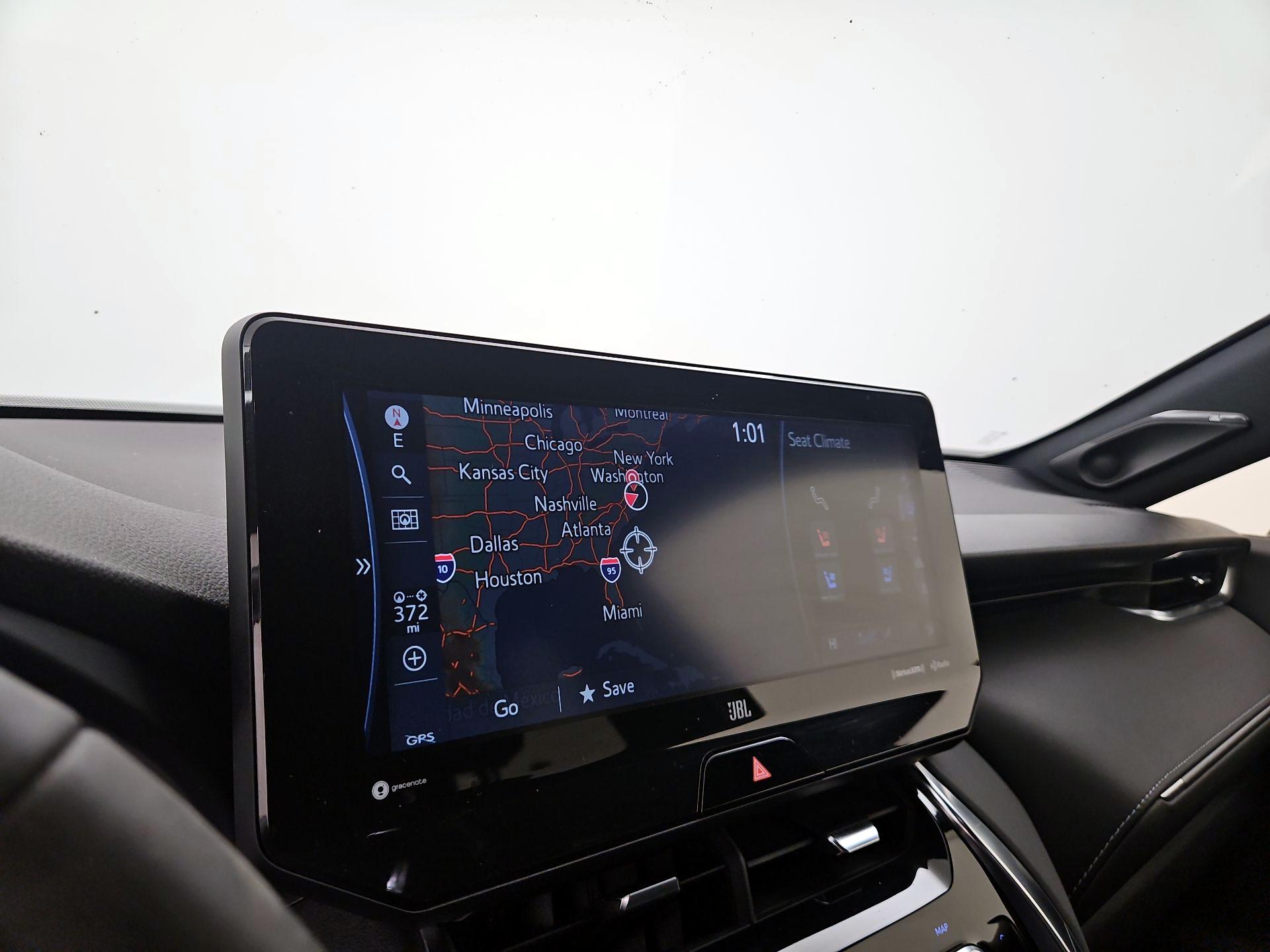 Thumbnail: 2021 Toyota Venza - 14